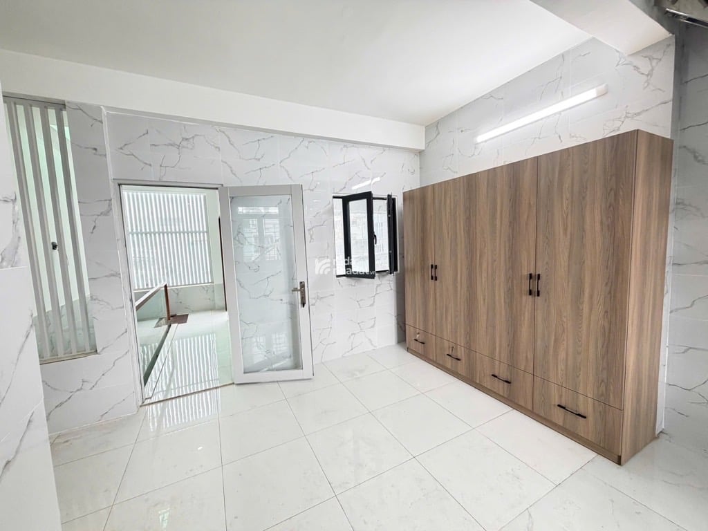 NHÀ PHỐ BÀNH VĂN TRÂN- TT TÂN BÌNHHXH- 4 TẦNG