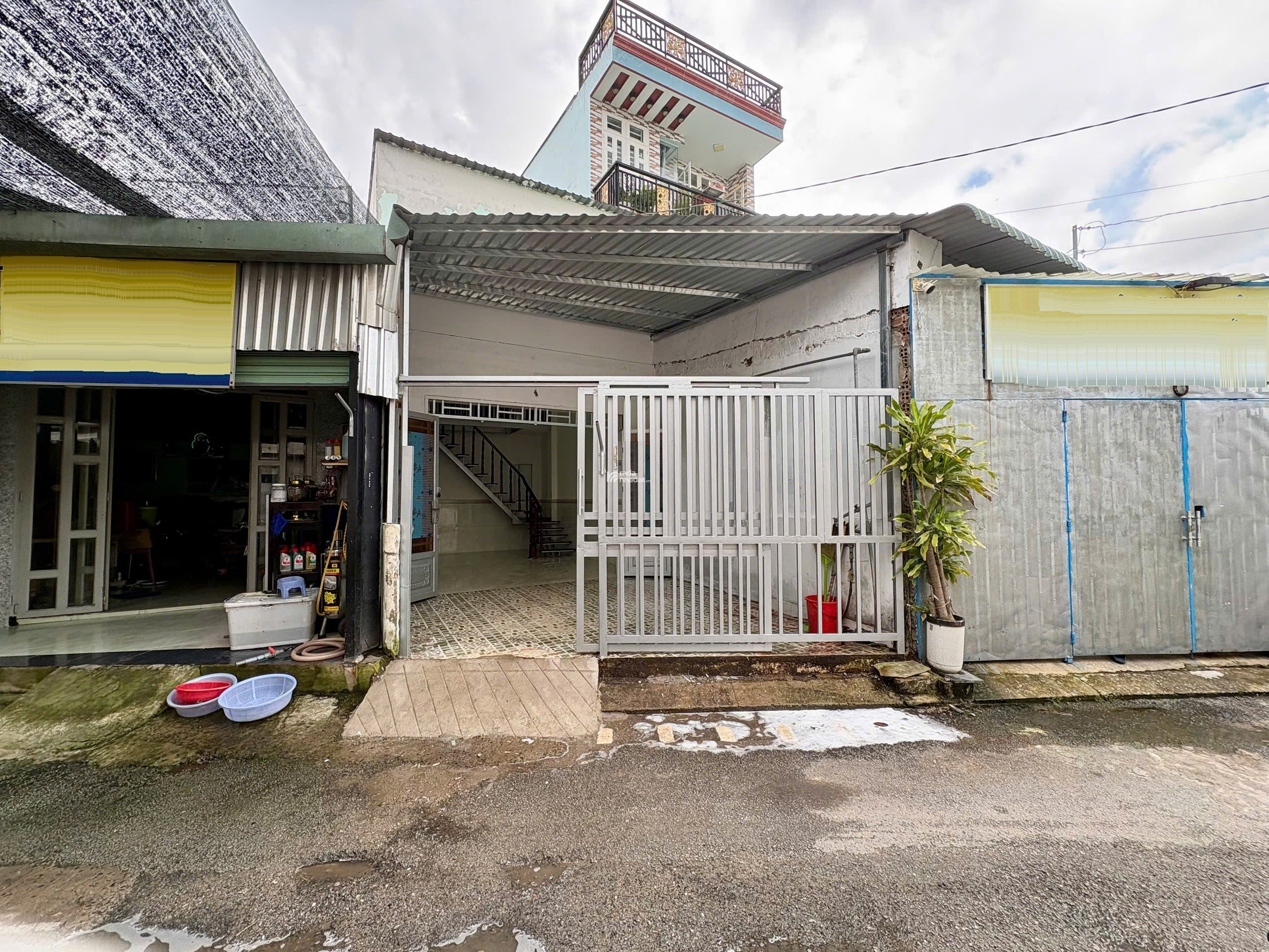 BÁN NHÀ ĐƯỜNG NGUYỄN THỊ SÁU, BÀ ĐIỂM, HẺM THÔNG KINH DOANH, 4x14m