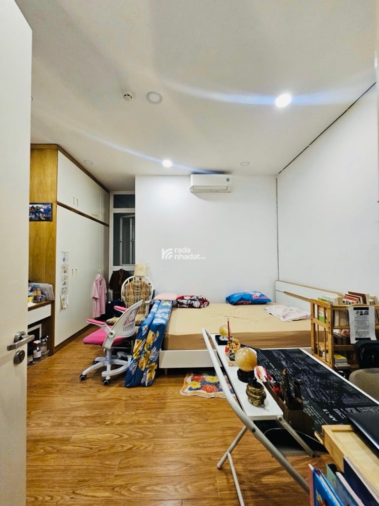 NGAY SÂN BAY, HXH TRƯỜNG SA, PHÚ NHUẬN, 65M2 CÓ KC Ở NGAY. GIẢM 350TR CHỈ CÒN 16T TL 