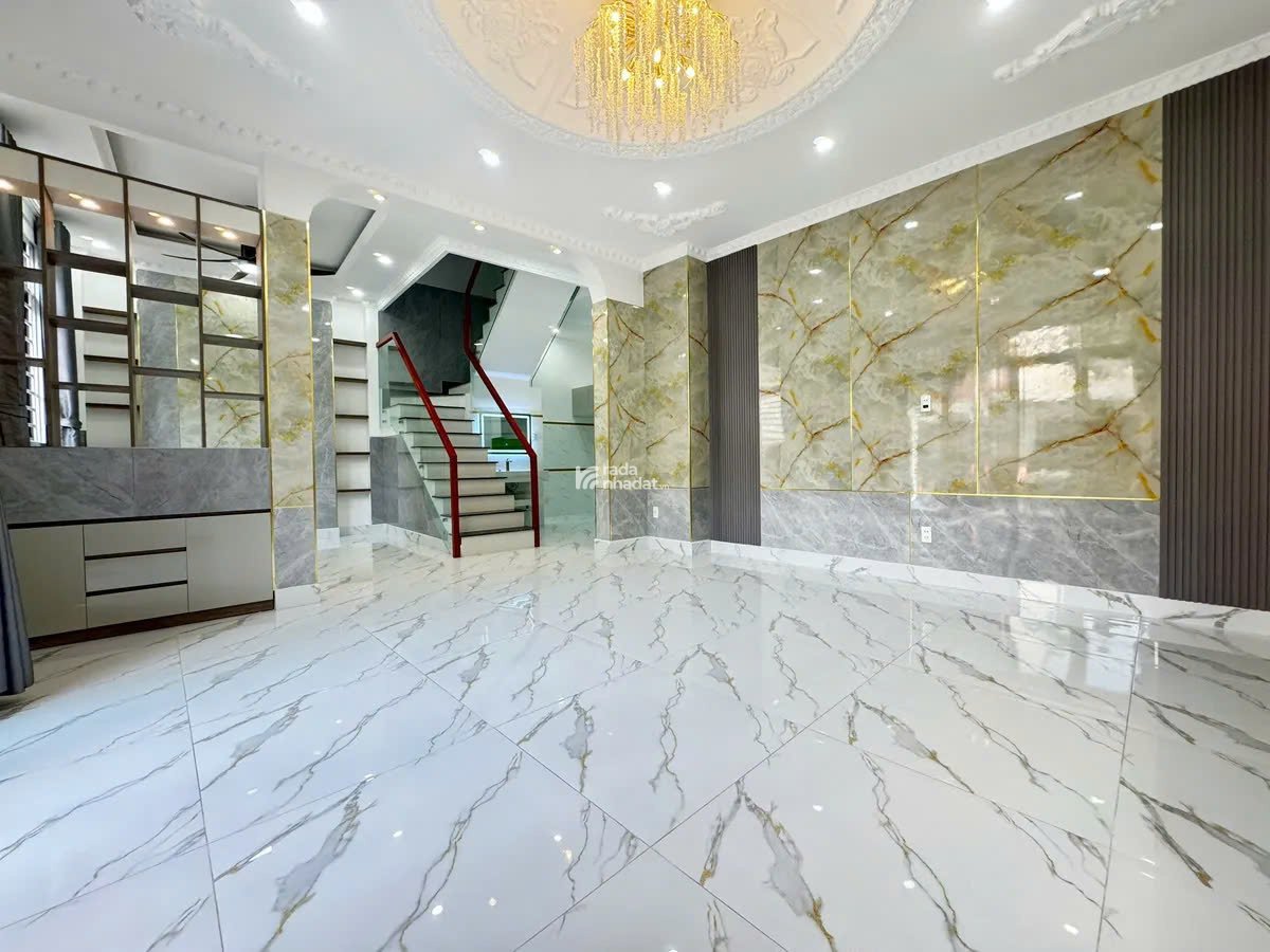 Nhà Mới 100%, Hẻm 10m gần chợ Tân Hương, 4 tầng, 5PN, chỉ 7.75 tỷ