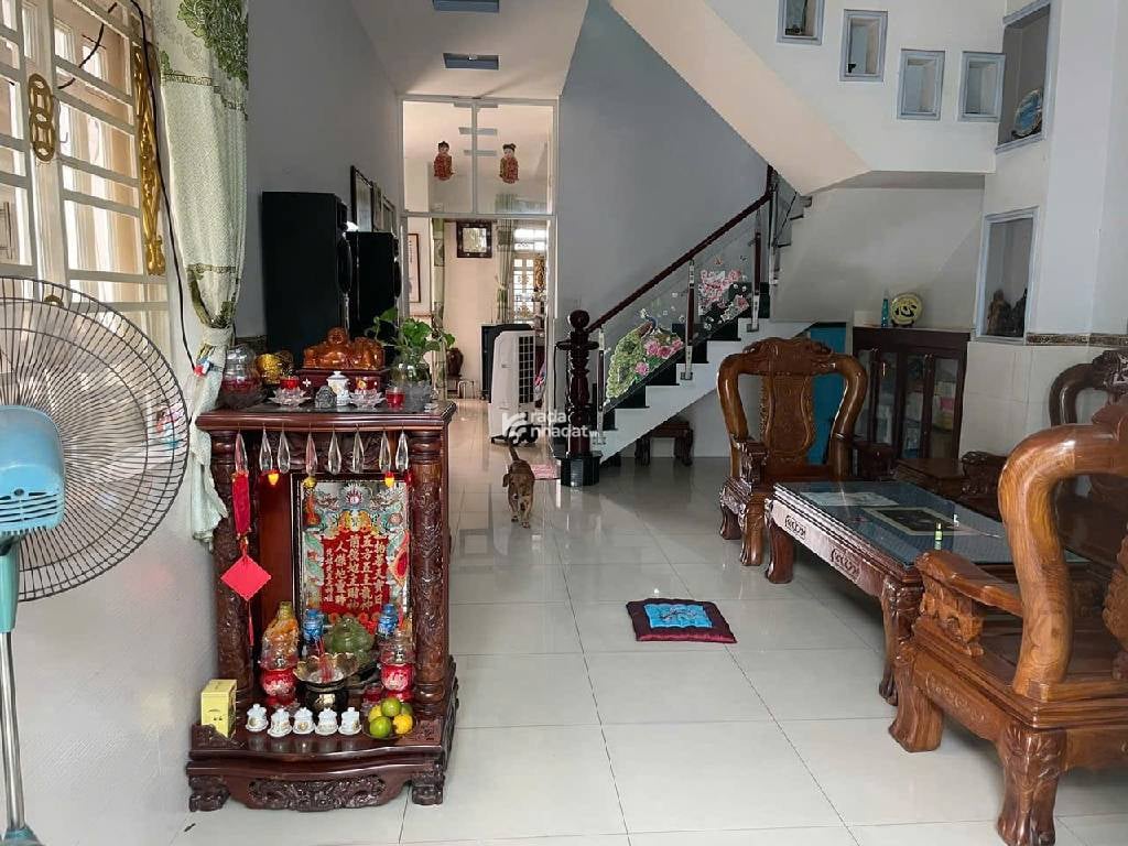 Biệt thự giá rẻ Mặt tiền Q8, 220m2 ngang 10m, sổ riêng hoàn công, ko lộ giới, nhỉnh 16 tỷ TL