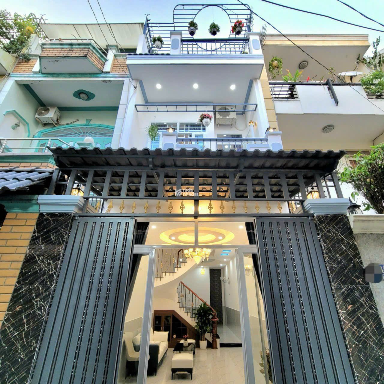 Bán nhà hẻm 5m Nguyễn Xí, P26, Q. Bình Thạnh DT 59m2, giá 2tỷ550tr đang cho thuê 15tr/tháng. Sổ sẵn