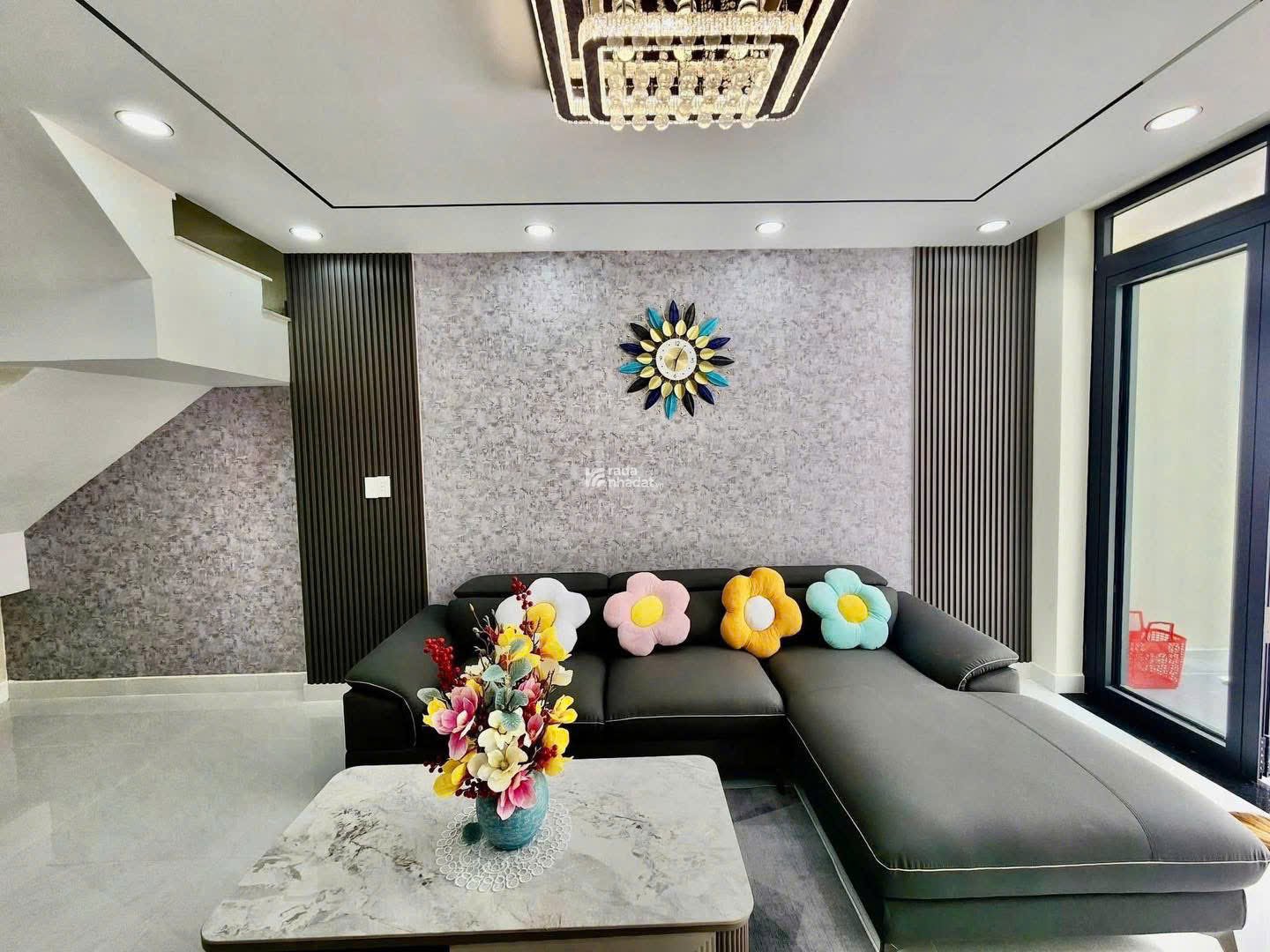 Sở hữu ngay căn nhà Nguyễn Đình Khơi, Tân Bình/ Giá 2 Tỷ 460Tr/ DT 62,4m2/ Sổ Riêng/ Hẻm ô tô