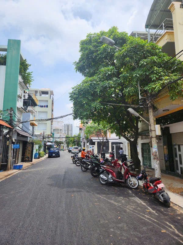 68m2 - Giá 11.9 tỷ - Mặt tiền đường số 1 ngay tiểu học Phú Thuận, Q7