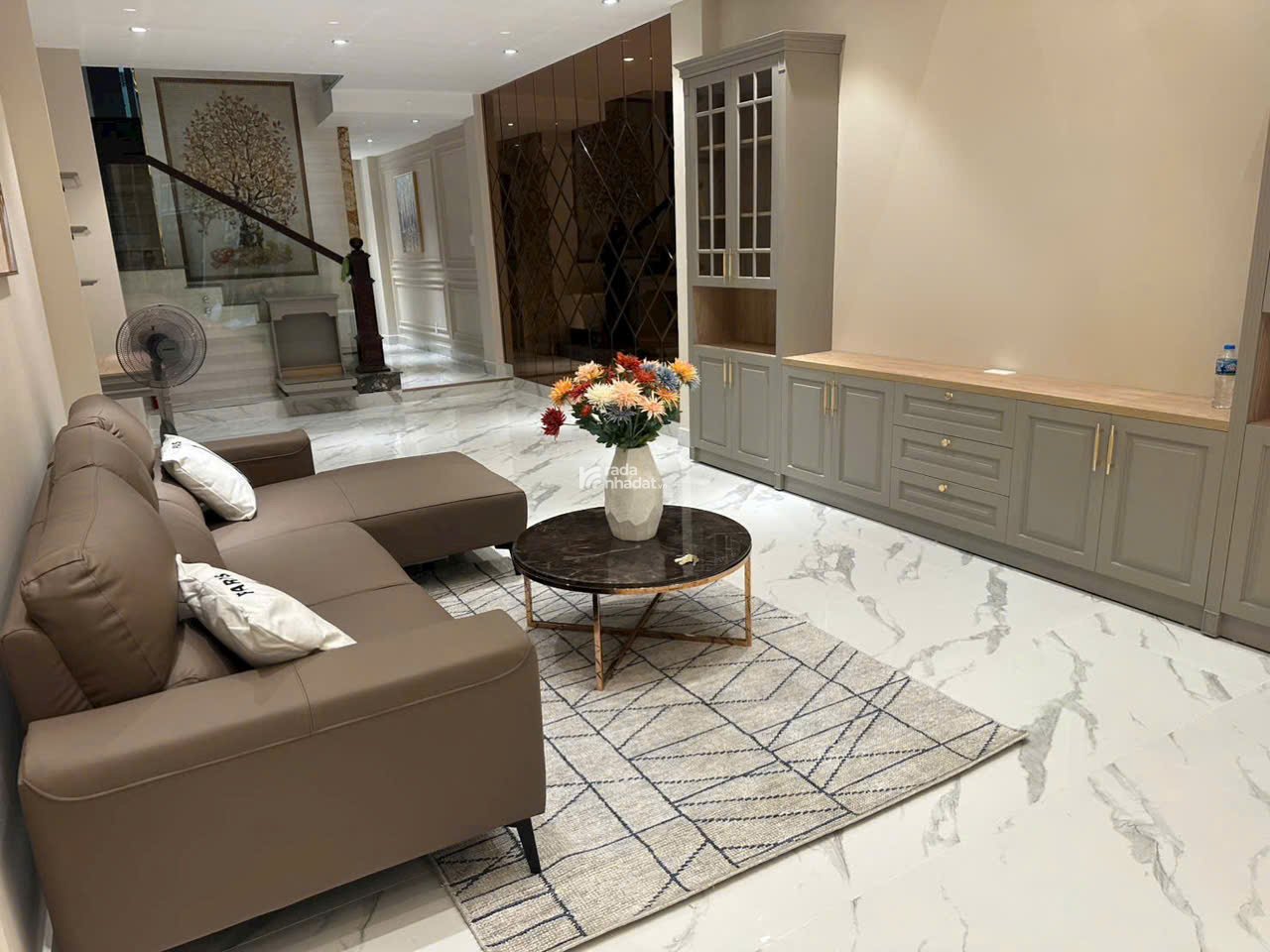 Bán nhà MTKD đinh công tráng,q1 nhà xây hiện đạivào ởngay thích hợp KD,4x27m có sân 3m,chỉ 38tyTL