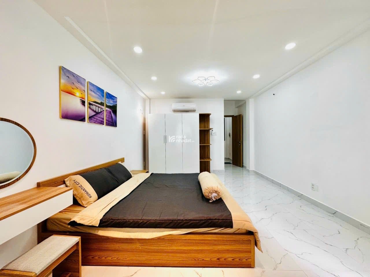 Chính chủ cần bán gấp nhà 37.6m2 đường Nguyễn Kiệm Phường 4 Quận Phú Nhuận giá 4tỷ270tr. Sổ riêng
