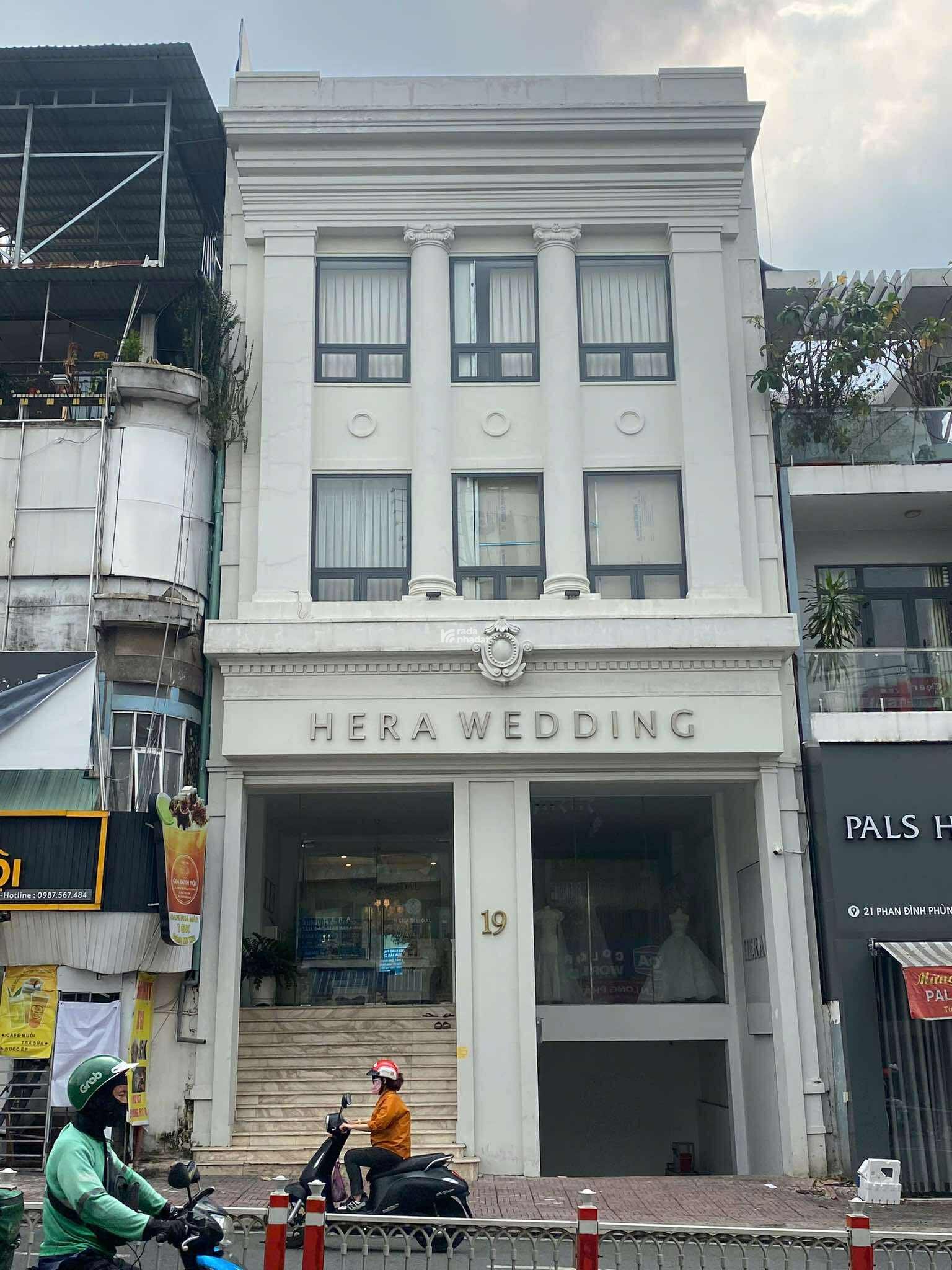 NHÀ 4 TẦNG 156m2 2 MẶT TIỀN PHAN ĐÌNH PHÙNG SÁT Q1- 43 TỶ
