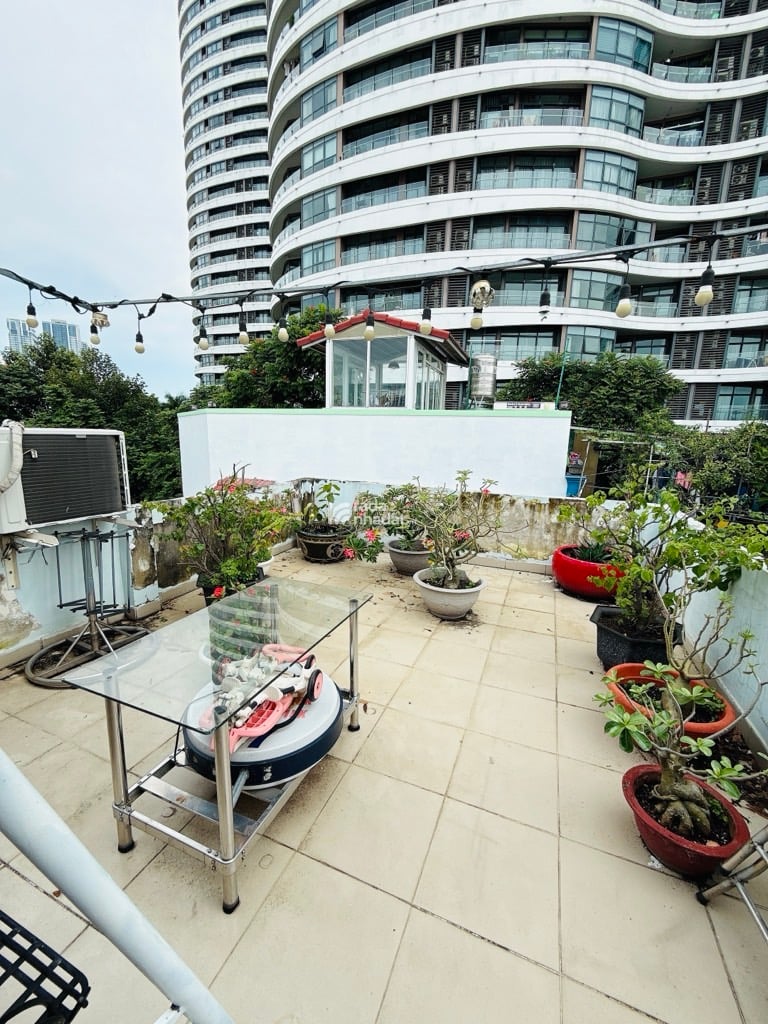 HẺM 4M - 4 TẦNG - 55M2 - KHẢ NĂNG KHAI THÁC 50TR/1 THÁNG - AN NINH  