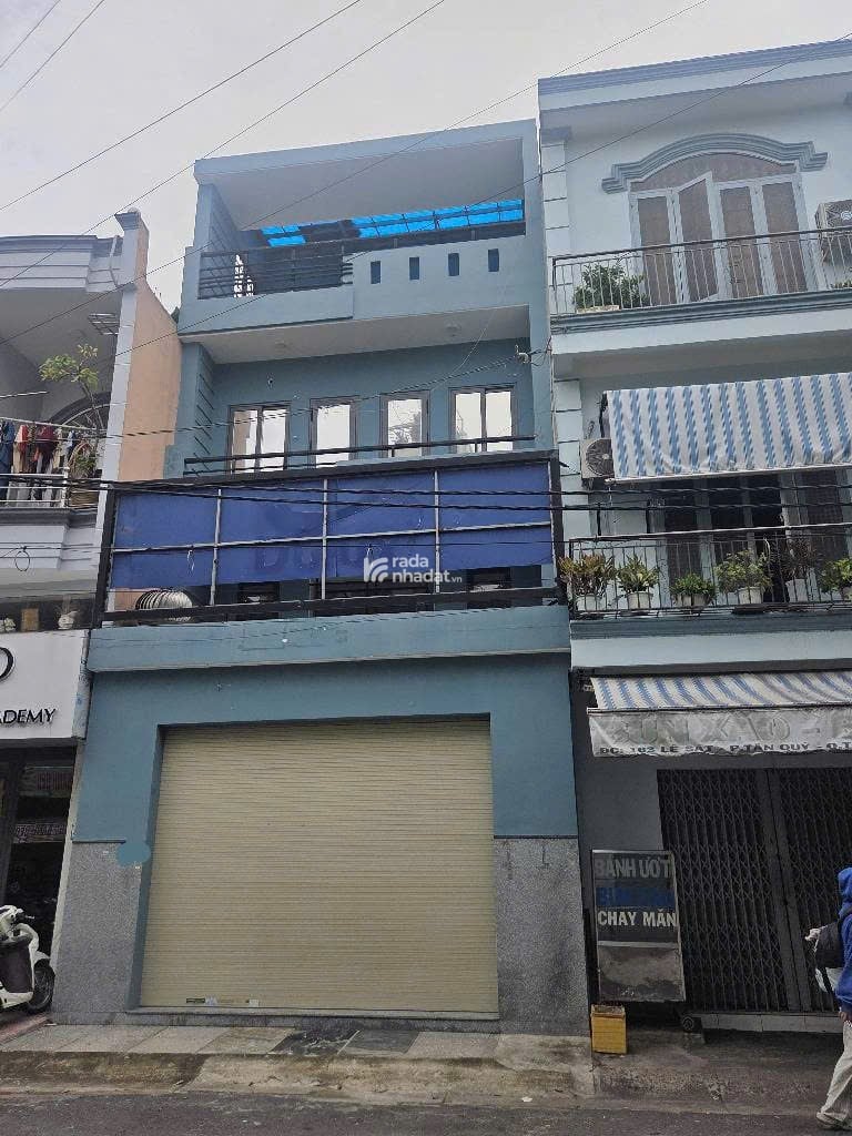 MẶT TIỀN VIP TÂN PHÚ - VỊ TRÍ CỰC ĐẸP - CHO THUÊ GIÁ CAO - KINH DOANH ĐA NGÀNH NGHỀ - CÓ LỀ ĐƯỜNG R