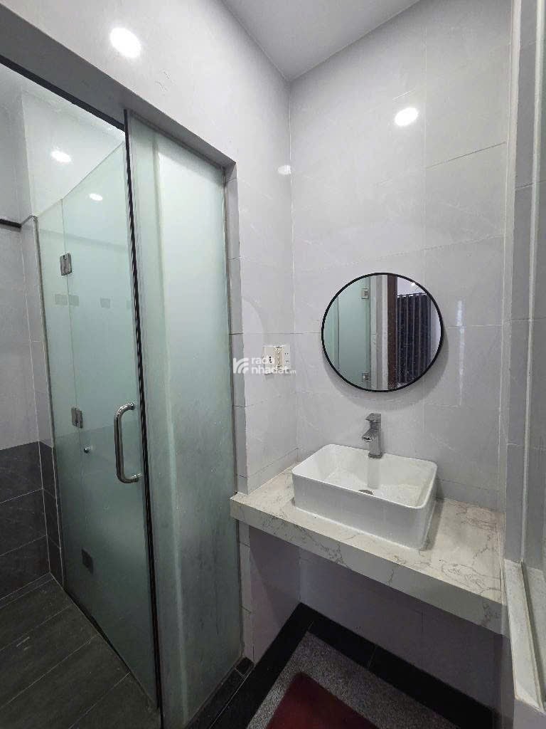 MẶT TIỀN VIP TÂN PHÚ - VỊ TRÍ CỰC ĐẸP - CHO THUÊ GIÁ CAO - KINH DOANH ĐA NGÀNH NGHỀ - CÓ LỀ ĐƯỜNG R
