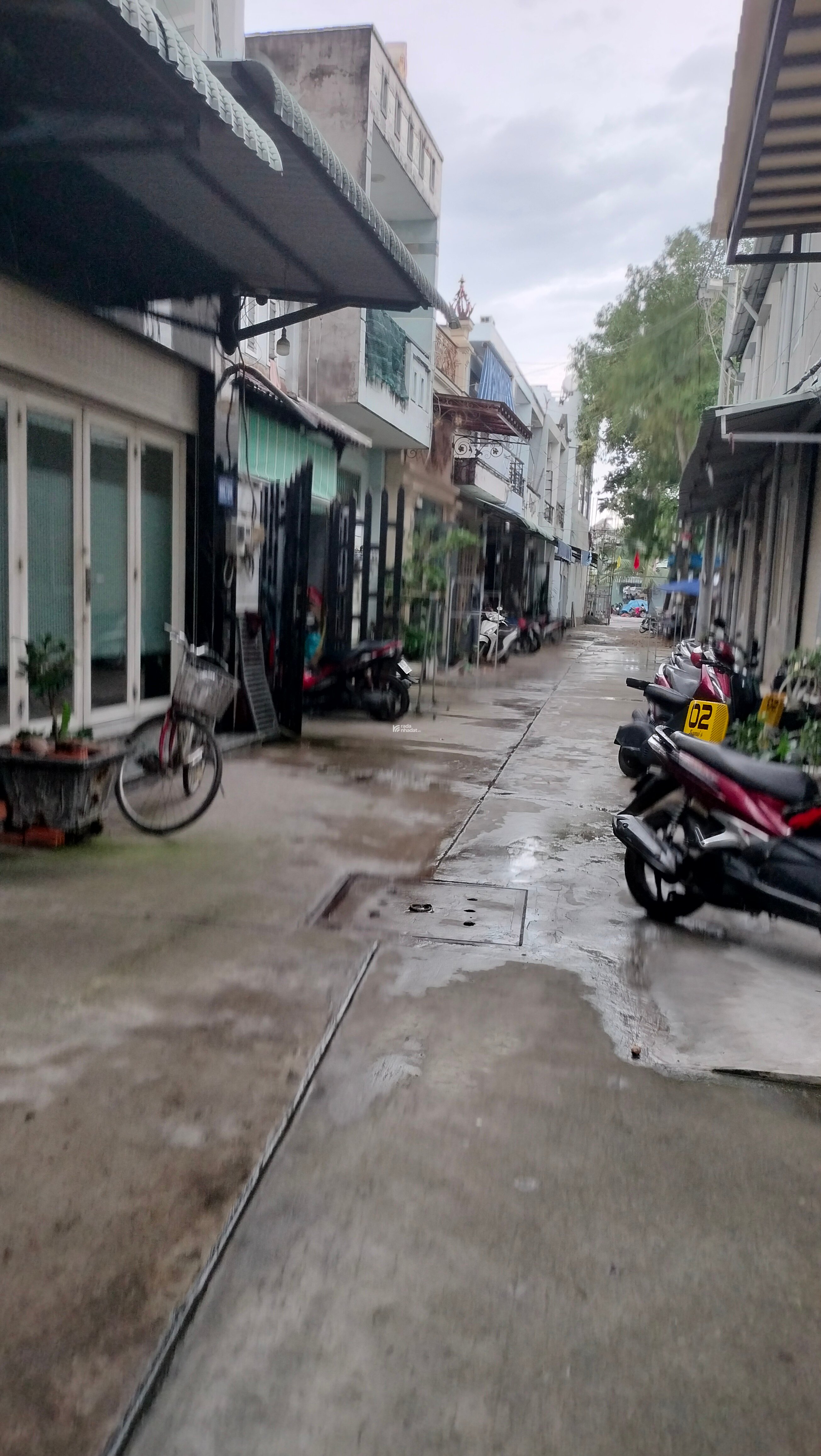 Bán nhà cấp 3 hẻm 5m, 4x10,7 , ngay dự án kênh tham lương, shr, 4,4 tỷ