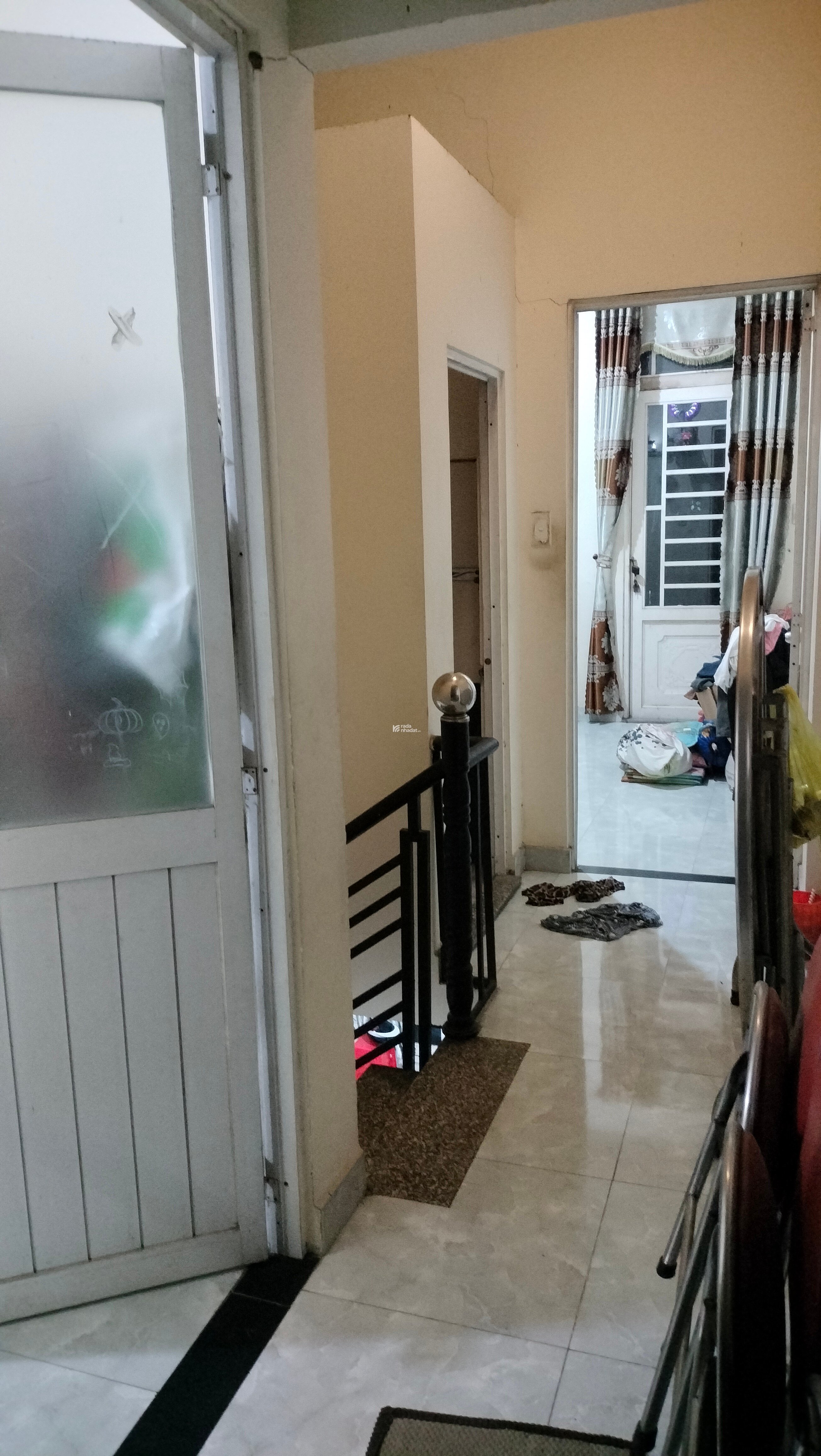 Bán nhà cấp 3 hẻm 5m, 4x10,7 , ngay dự án kênh tham lương, shr, 4,4 tỷ