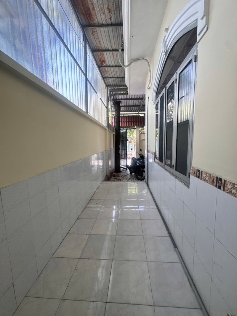 Bán Nhà 95m2, Mặt Tiền Trung Tâm Long Thạnh Mỹ - Q9. Giá Nhỉnh 7 Tỷ 