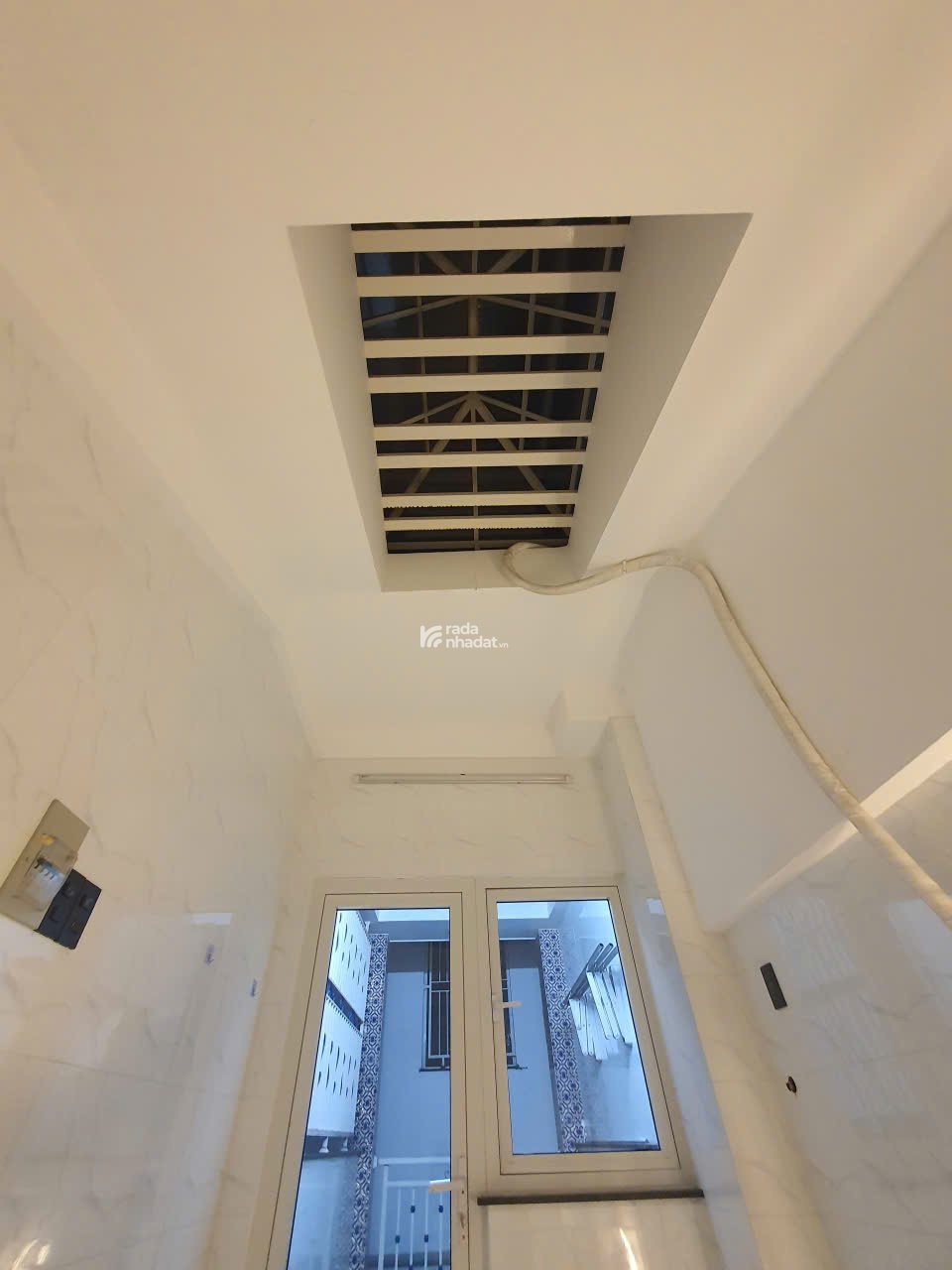 BÁN NHÀ HẺM NGÔ QUYỀN QUẬN 10 - 3.4 tỷ  