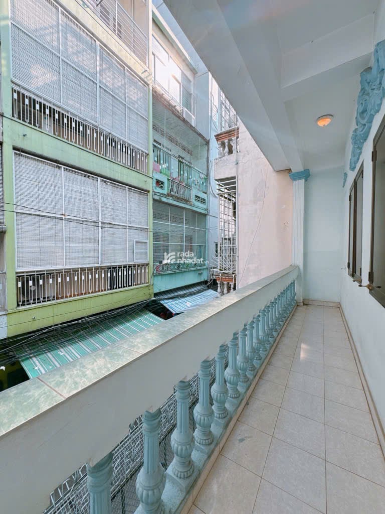 Bán nhà 112/8 hoàng diệu, phường 13, quận 4