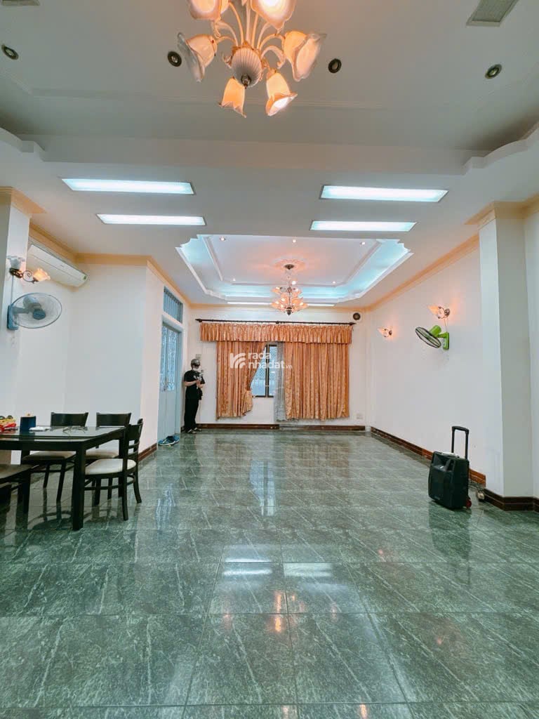 Bán nhà 112/8 hoàng diệu, phường 13, quận 4