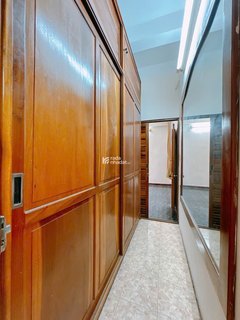 Bán nhà 112/8 hoàng diệu, phường 13, quận 4