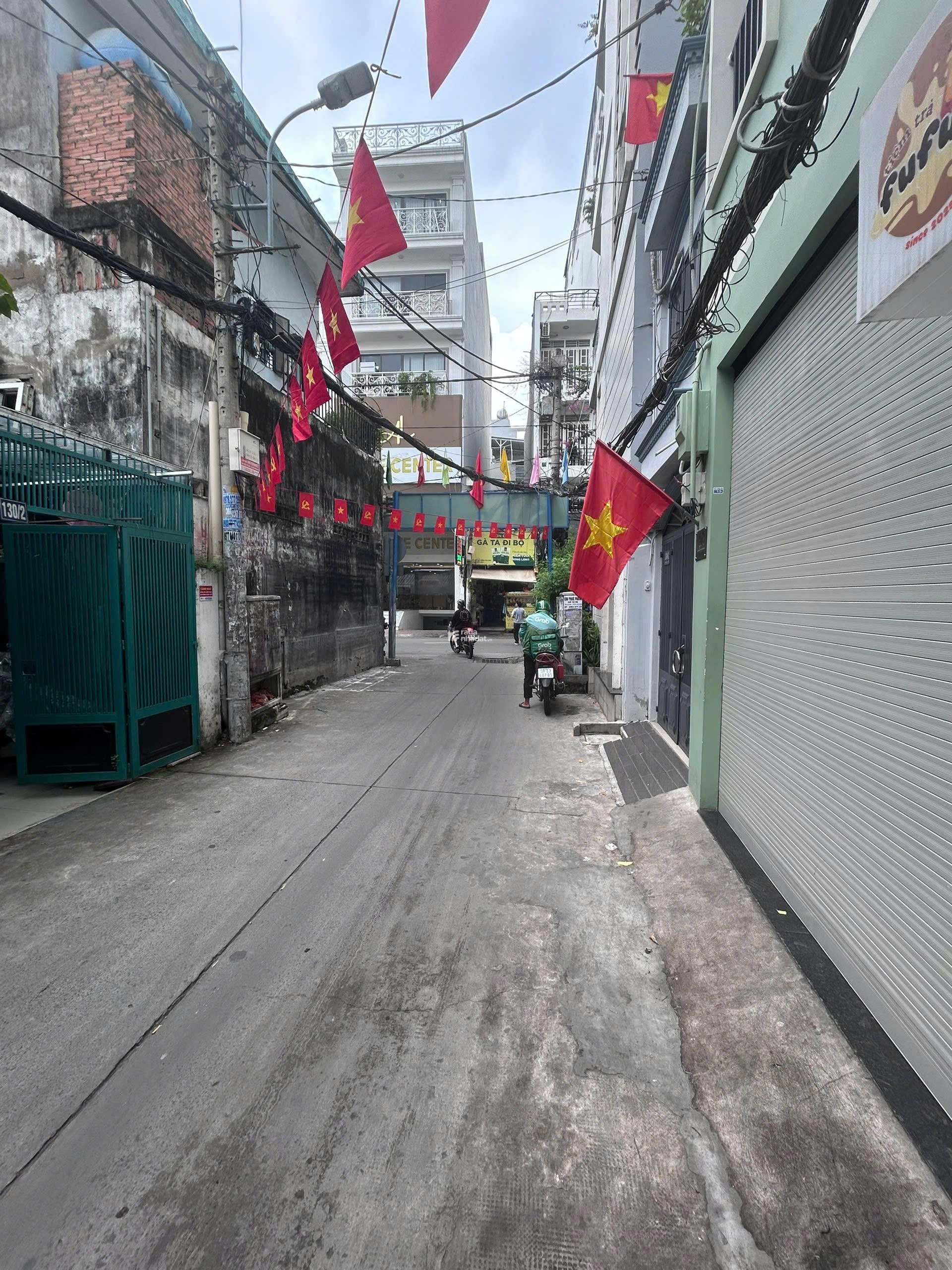 BÁN NHÀ CŨ 2 TÀNG - 81.8m2 Hẻm xe hơi Hồ Bá Kiện P15 Q10 - 13.5 tỷ