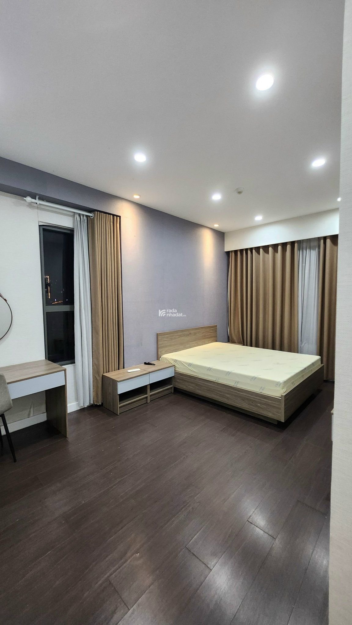 Bán căn Officetel giá tốt chỉ 2,4 tỷ bao hết - tháp trung tâm The Sun Avenue