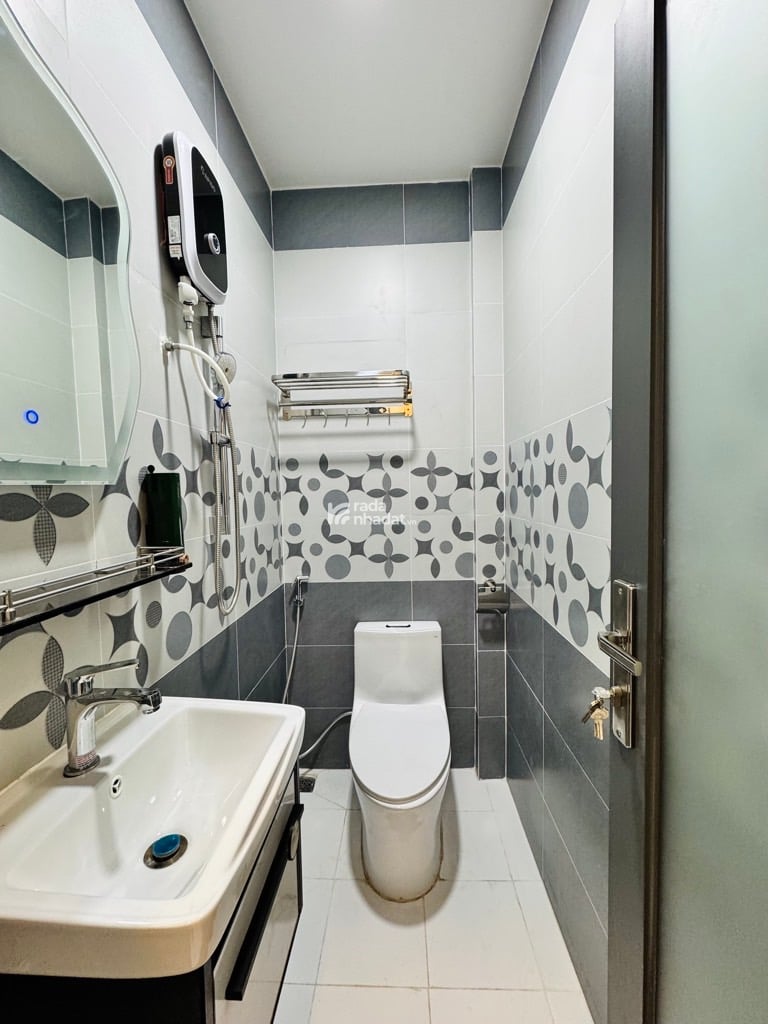 [TÂN BÌNH] MỚI ĐẸP FULL NỘI THẤT - 3 TẦNG BTCT - HẺM XE HƠI CẠNH NHÀ - SÁT MẶT TIỀN - GIÁP QUẬN 3