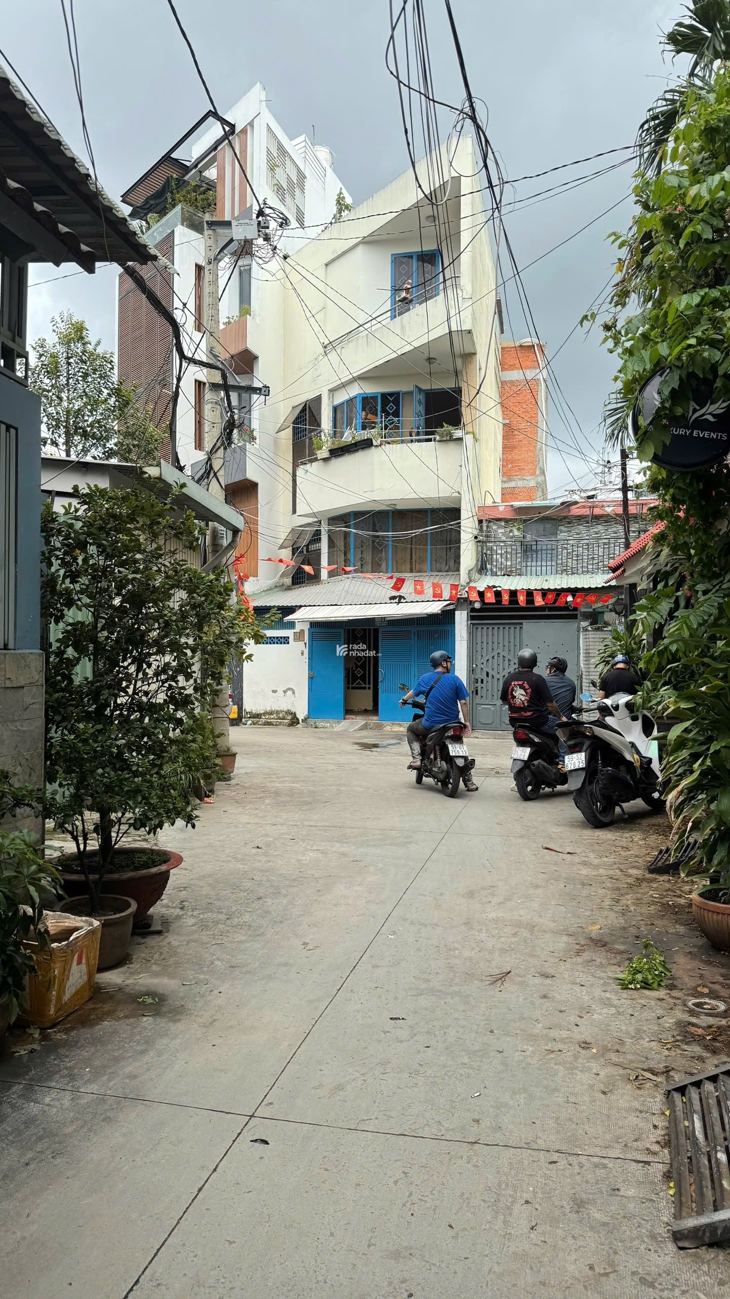 BÁN NHÀ BÌNH THẠNH MỚI XÂY GIÁ RẺ - HẺM TO, TẶNG NỘI THẤT - 5x8M 4 TẦNG -  GIÁ 7,5 TỶ CÒN BỚT