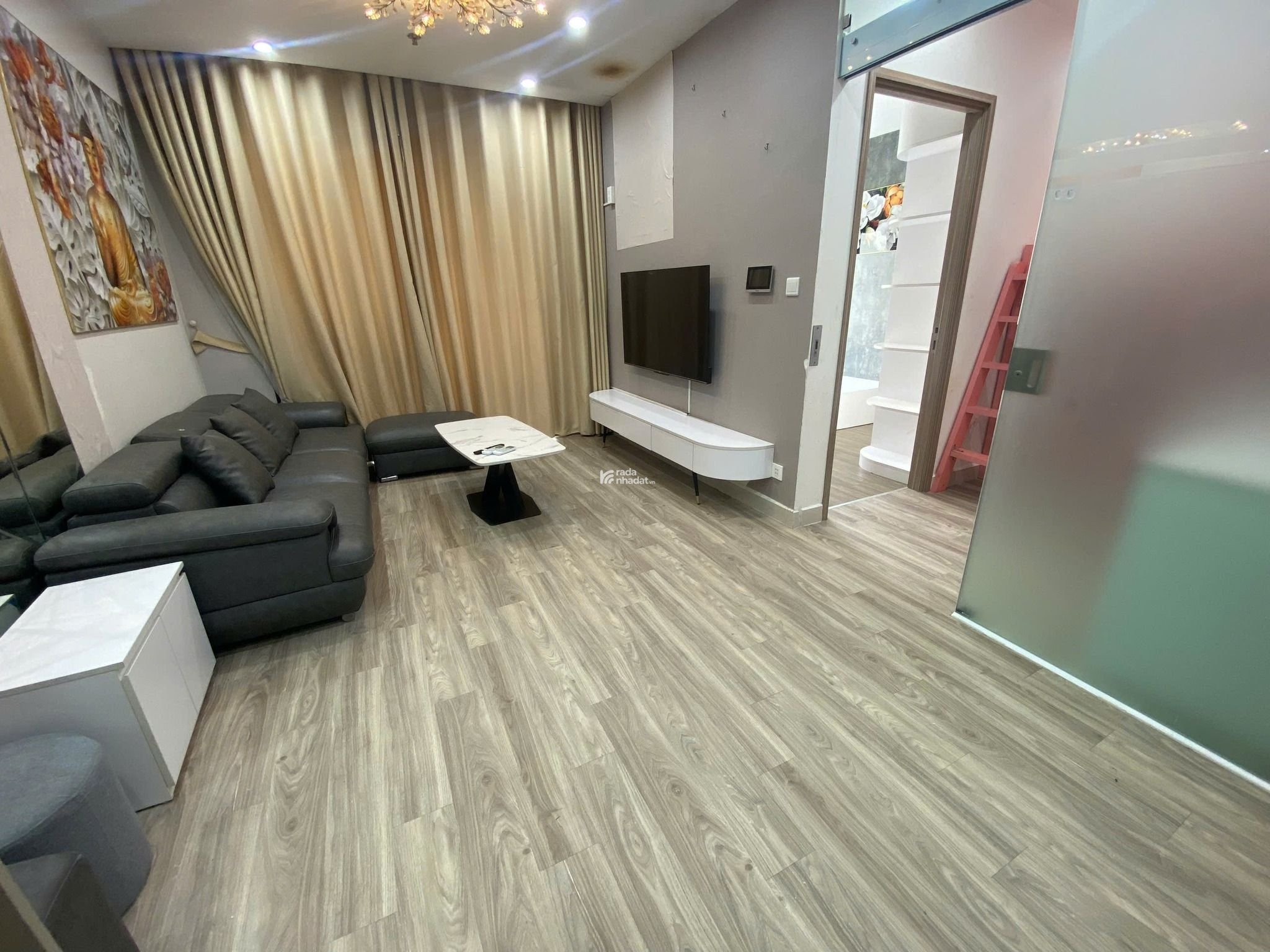 SIÊU RẺ! CHO THUÊ STUDIO 32M2 FULL ĐỒ 6.8triệu - Vinhomes Smart City