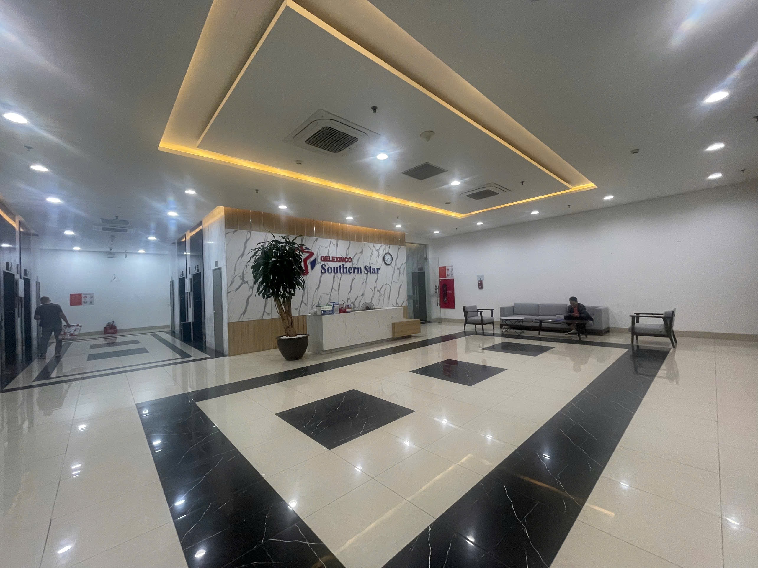 BÁN GẤP CĂN HỘ - CC GELEXIMCO-897 GIẢI PHÓNG-63m2, CĂN GÓC, 2 THOÁNG