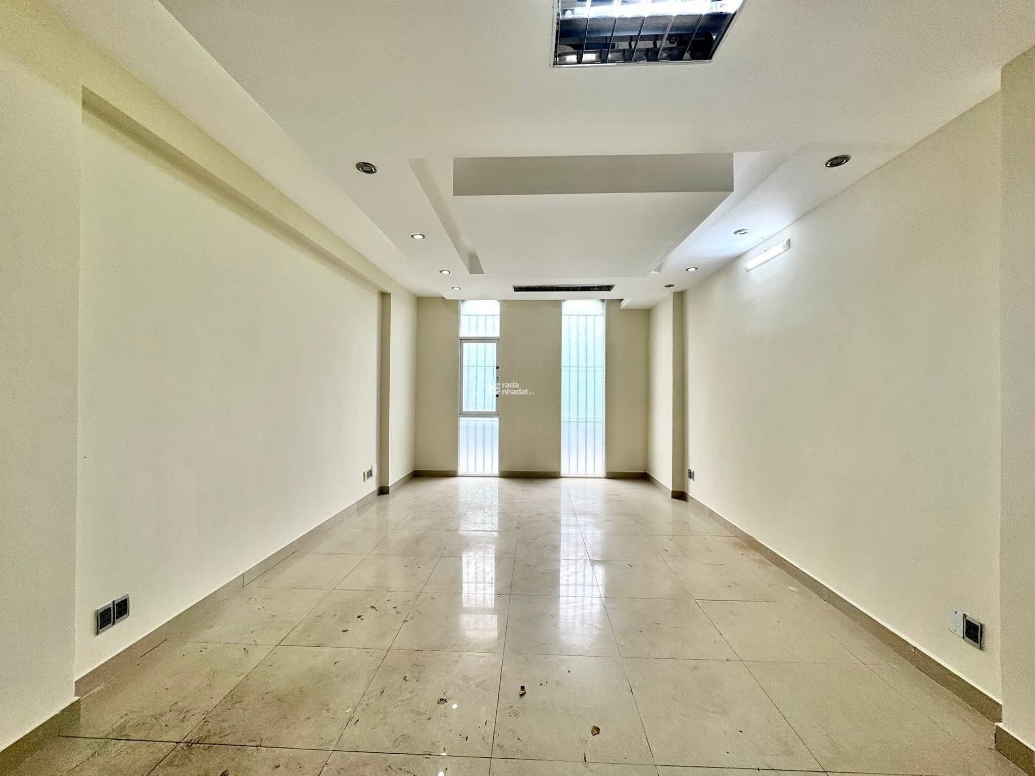 NHÀ NGUYỄN KIỆM 61m2 (415) HẺM OTO TRÁNH - SÁT MẶT TIỀN - GIÁ 11.7 TỶ