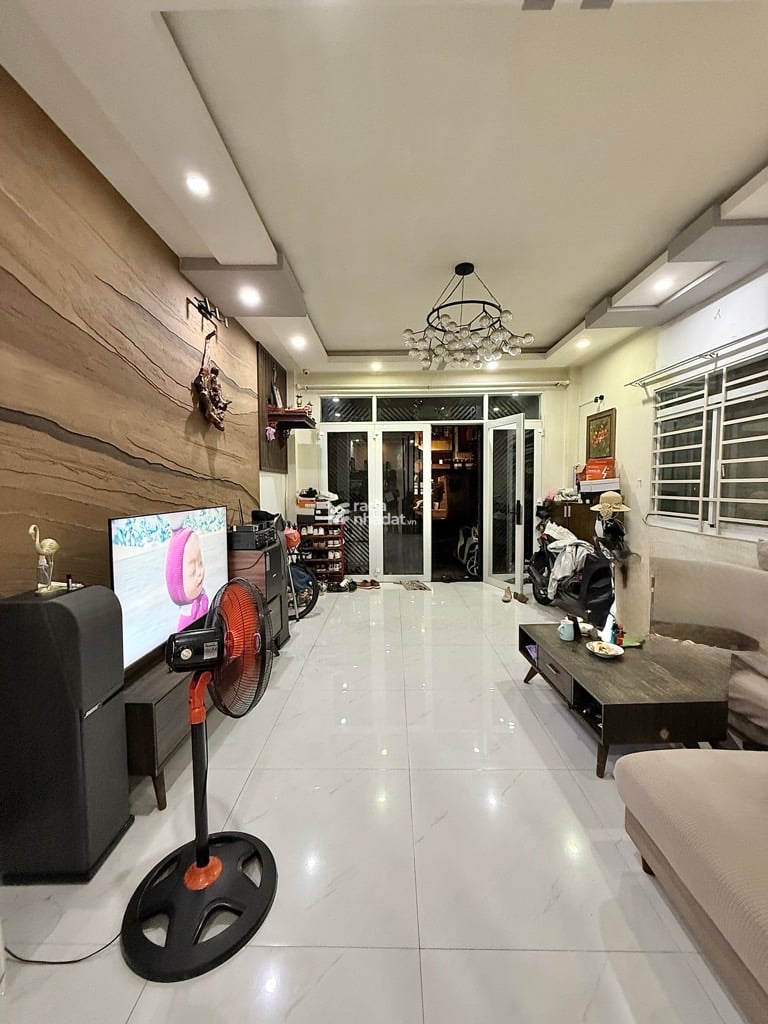 BÁN NHÀ PHÚ NHUẬN – TRƯƠNG QUỐC DUNG – 4 TẦNG - 5PN KHÉP KÍN – GẦN CÔNG VIÊN HOÀNG VĂN THỤ - 11 TỶ