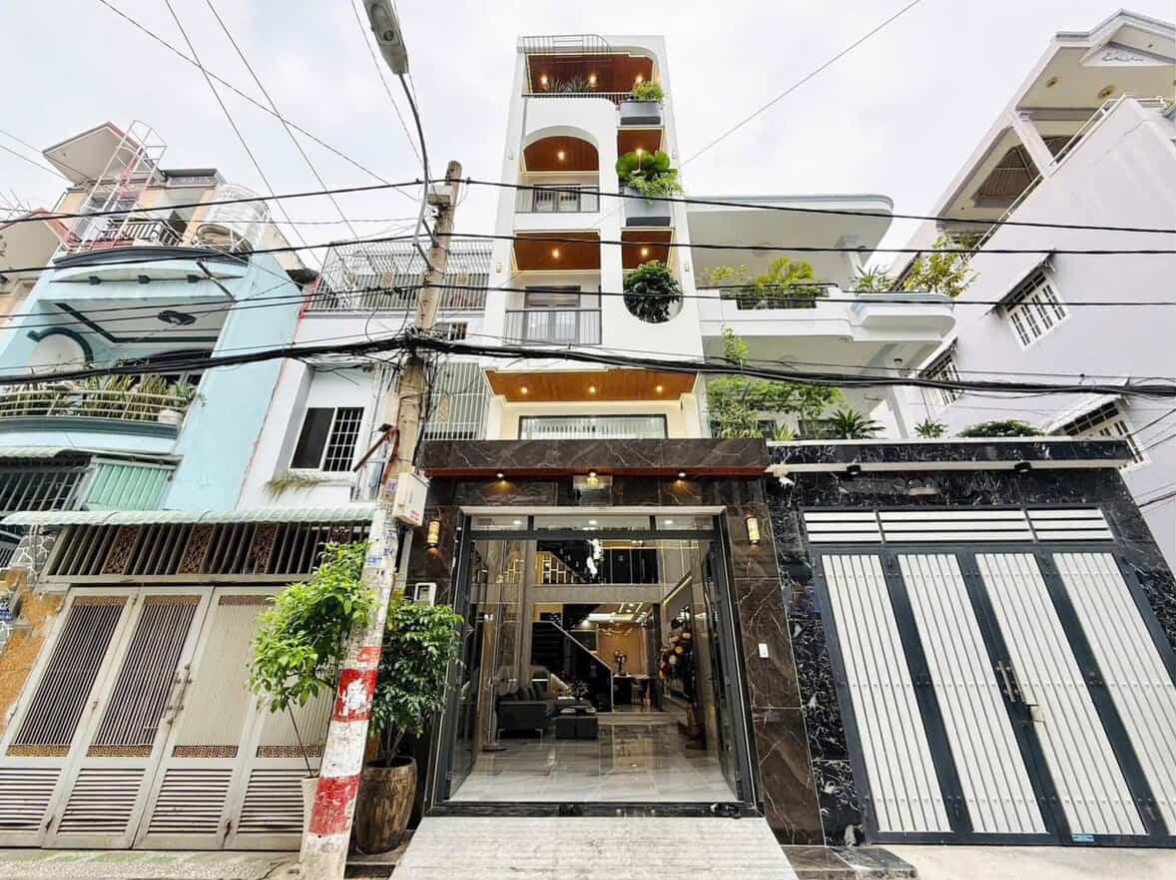 Bán nhà cực hot Nguyễn Trọng Tuyển, P2, Tân Bình, 3,55 tỷ, sổ riêng, tiện ích xung quanh đầy đủ