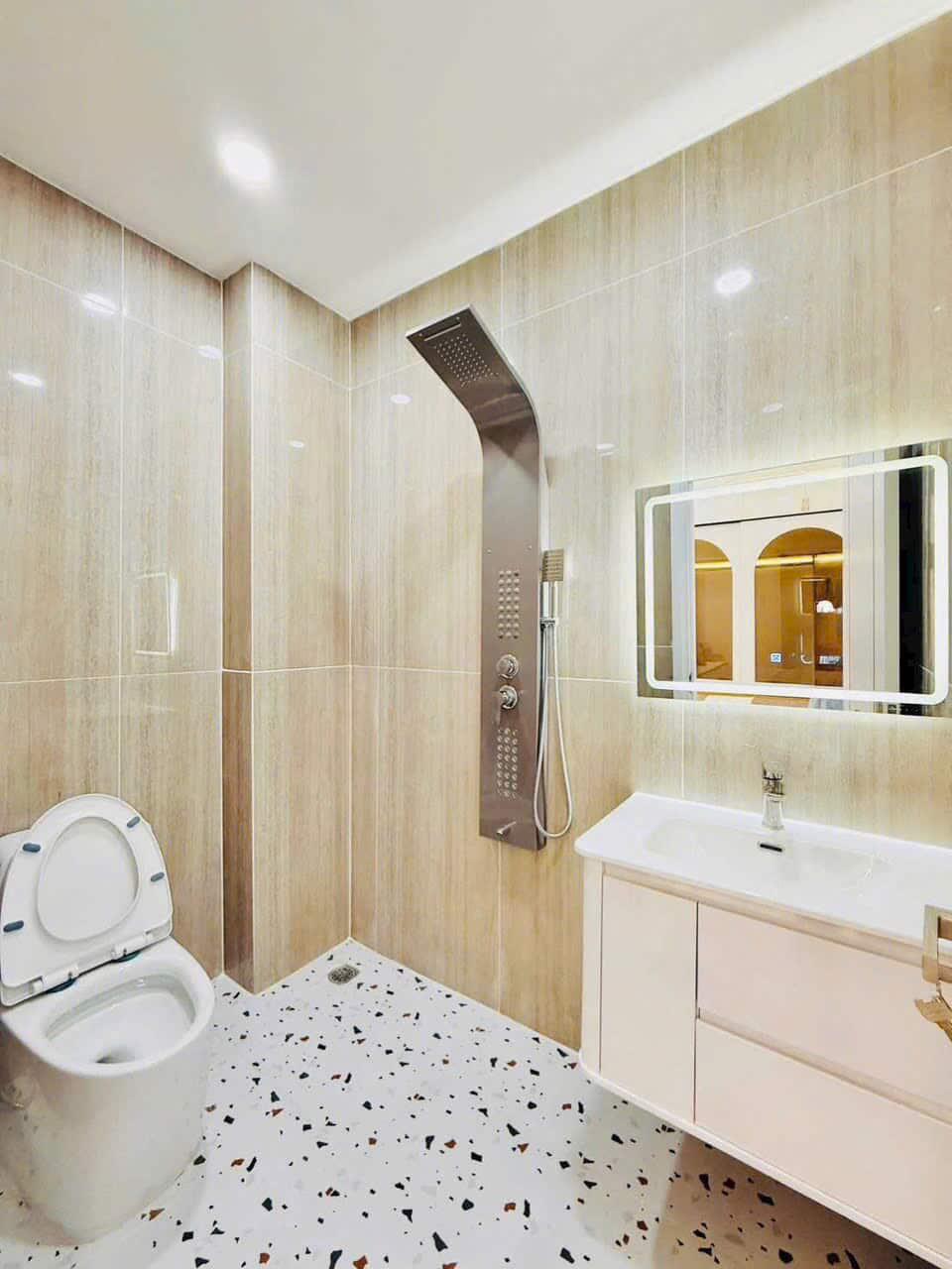 Bán nhà cực hot Nguyễn Trọng Tuyển, P2, Tân Bình, 3,55 tỷ, sổ riêng, tiện ích xung quanh đầy đủ