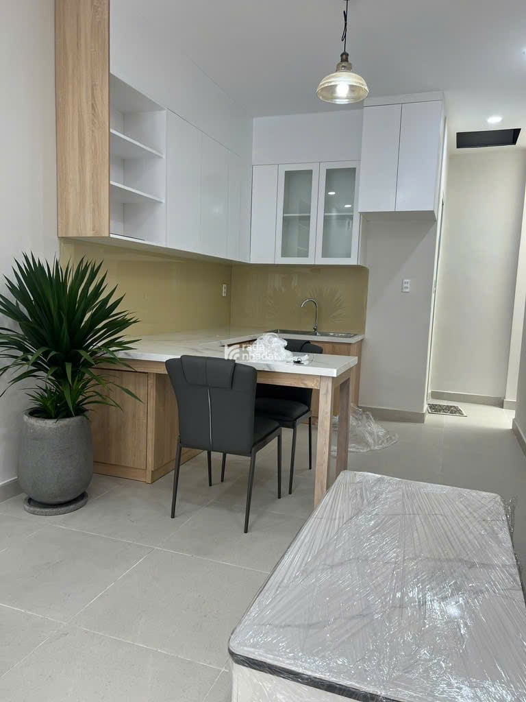 Bán nhà 2 mặt tiền ngay trung tâm chợ Đầu Mối diện tích 79m2, ngang 6m