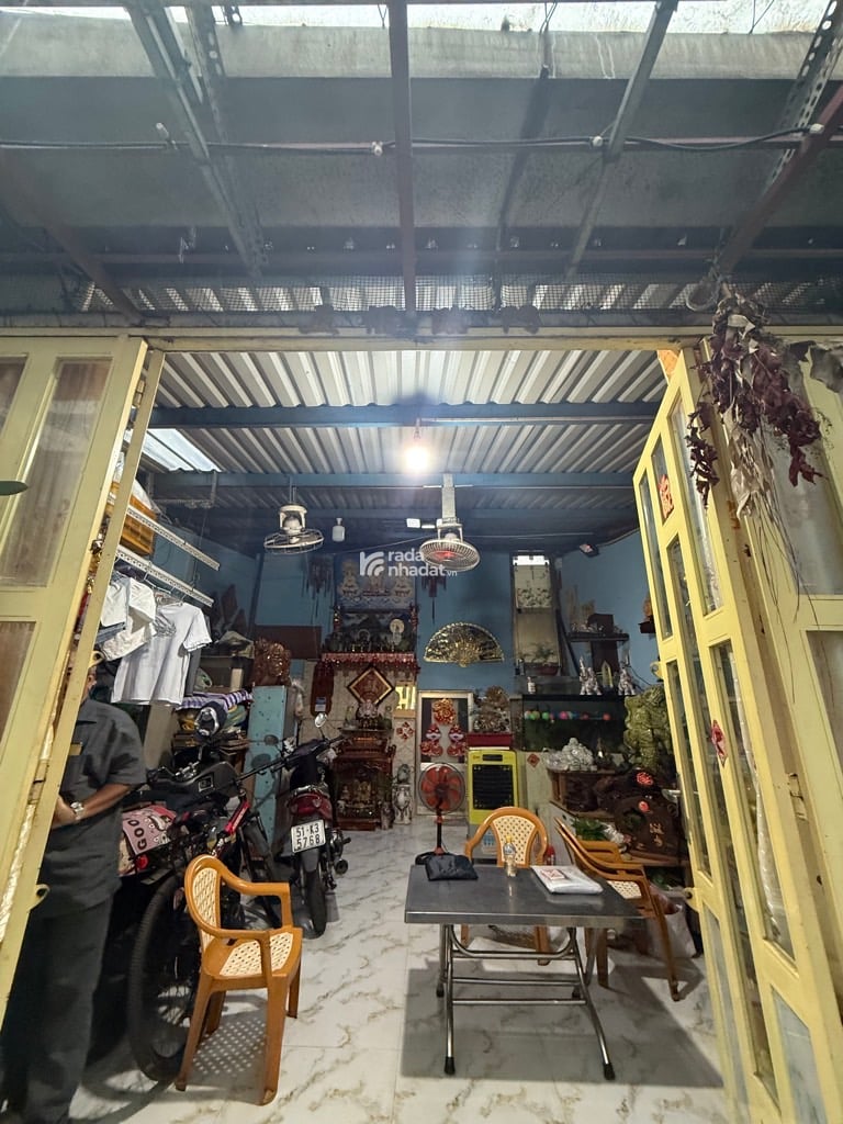 BÁN NHÀ CẤP 4 AN DƯƠNG VƯƠNG 50M2 HẺM XE HƠI CHỈ NHỈNH 4 TỶ TIỆN XÂY MỚI