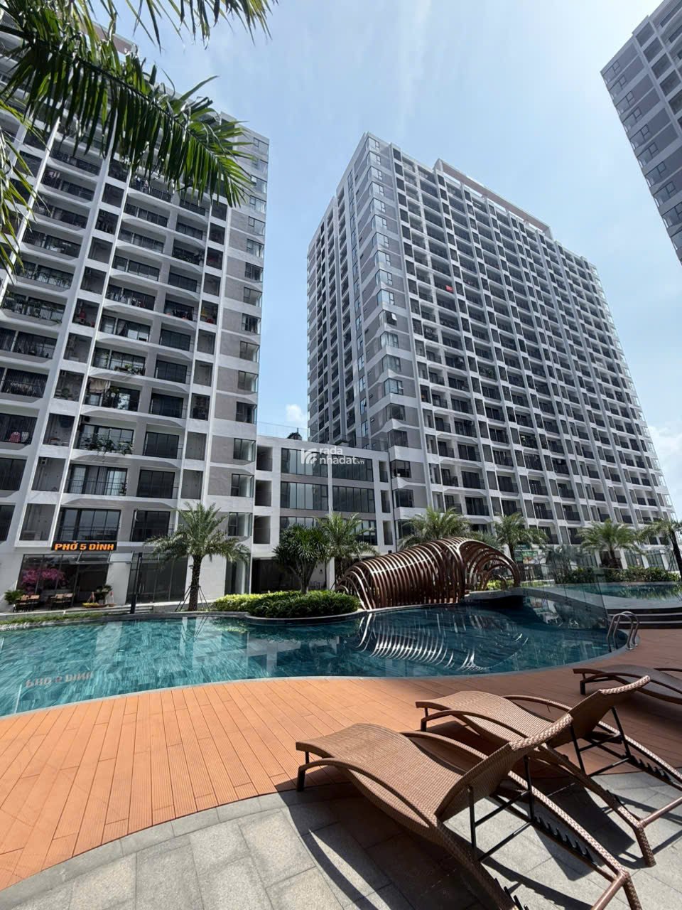 Bán căn hộ view hồ bơi 64m2 - 3,57 tỷ - MT EASTPARK City - Sổ Hồng Riêng