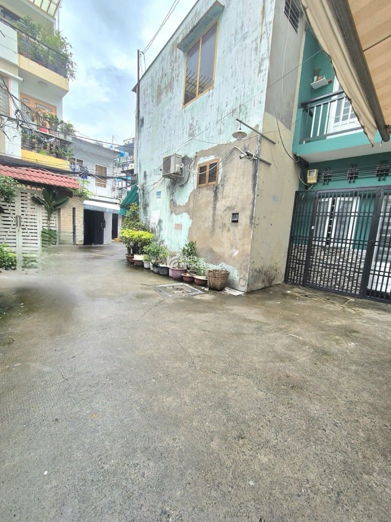 HXH VIP NHẤT NI SƯ HUỲNH LIÊN, TÂN BÌNH, 24M2 CÓ KC Ở NGAY. GIẢM 350TR CHỈ 2.67T TL 