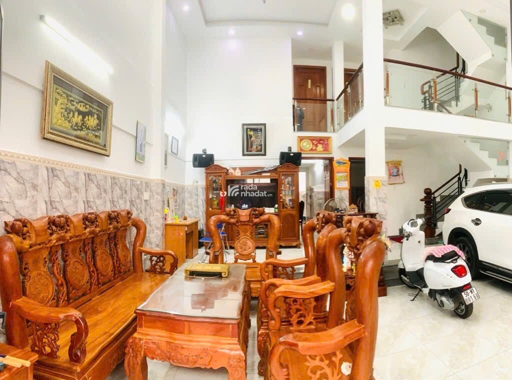Q. Bình Tân 4Tầng Mới Lung Linh, 145m2 Ngang 8m Vuông A4. Oto Vô Nhà