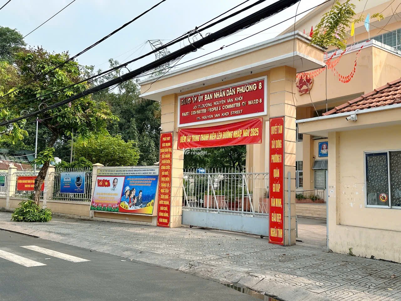 Biệt thự mini ngang 8m 120m2 mái Thái hẻm 183 Nguyễn Văn Khối tặng sân vườn ĐL 13 tỷ hơn 