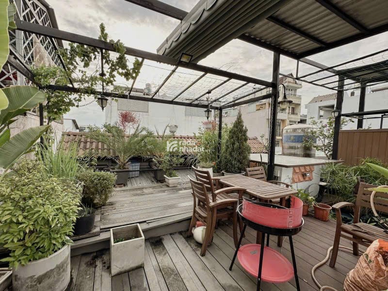 Biệt thự mini ngang 8m 120m2 mái Thái hẻm 183 Nguyễn Văn Khối tặng sân vườn ĐL 13 tỷ hơn 