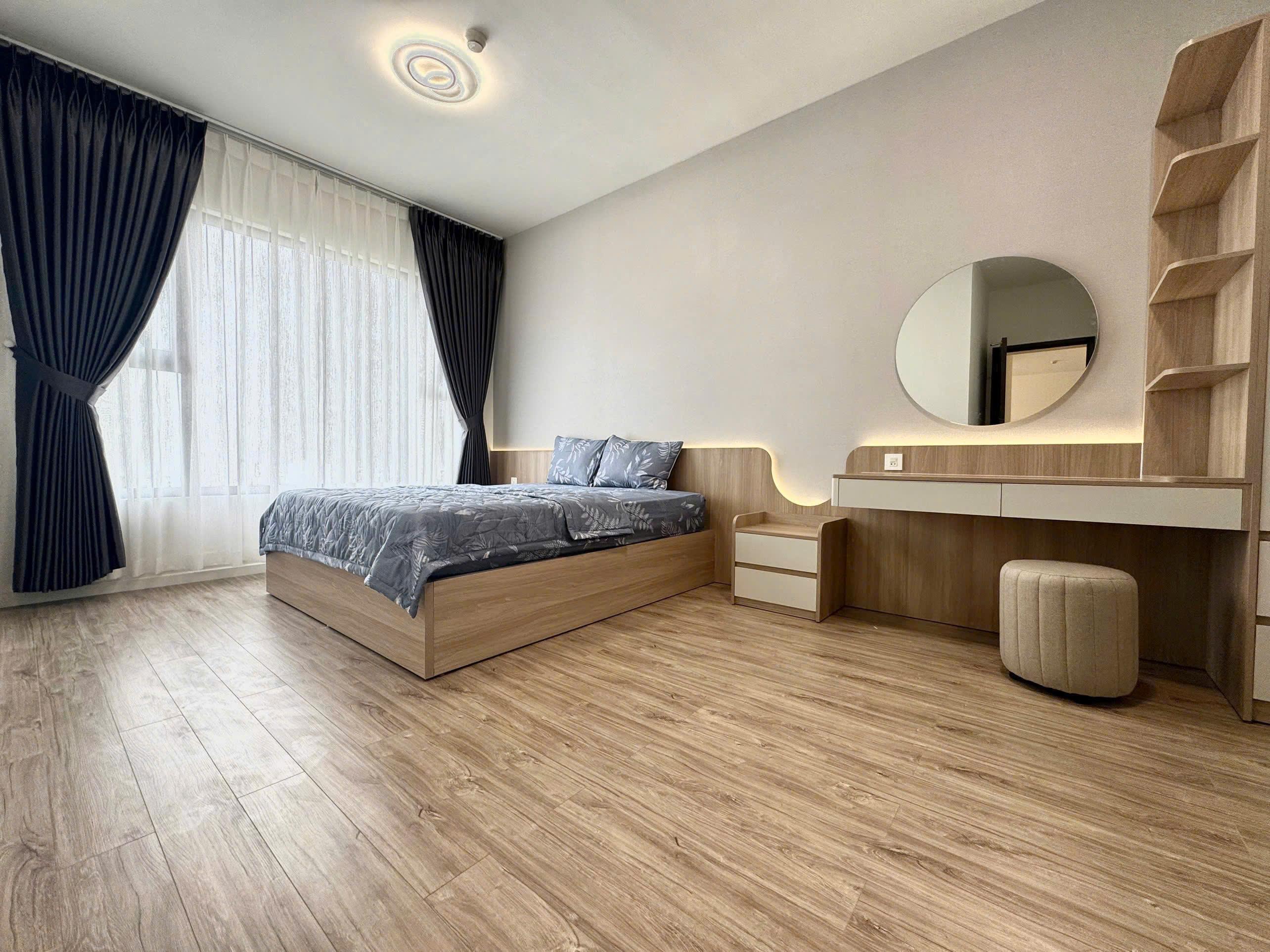 CHO THUÊ CÁN HỘ THE INFINITY - RIVIERA POINT - 3 PHÒNG NGỦ - NHÀ MỚI 100% FULL NỘI THẤT