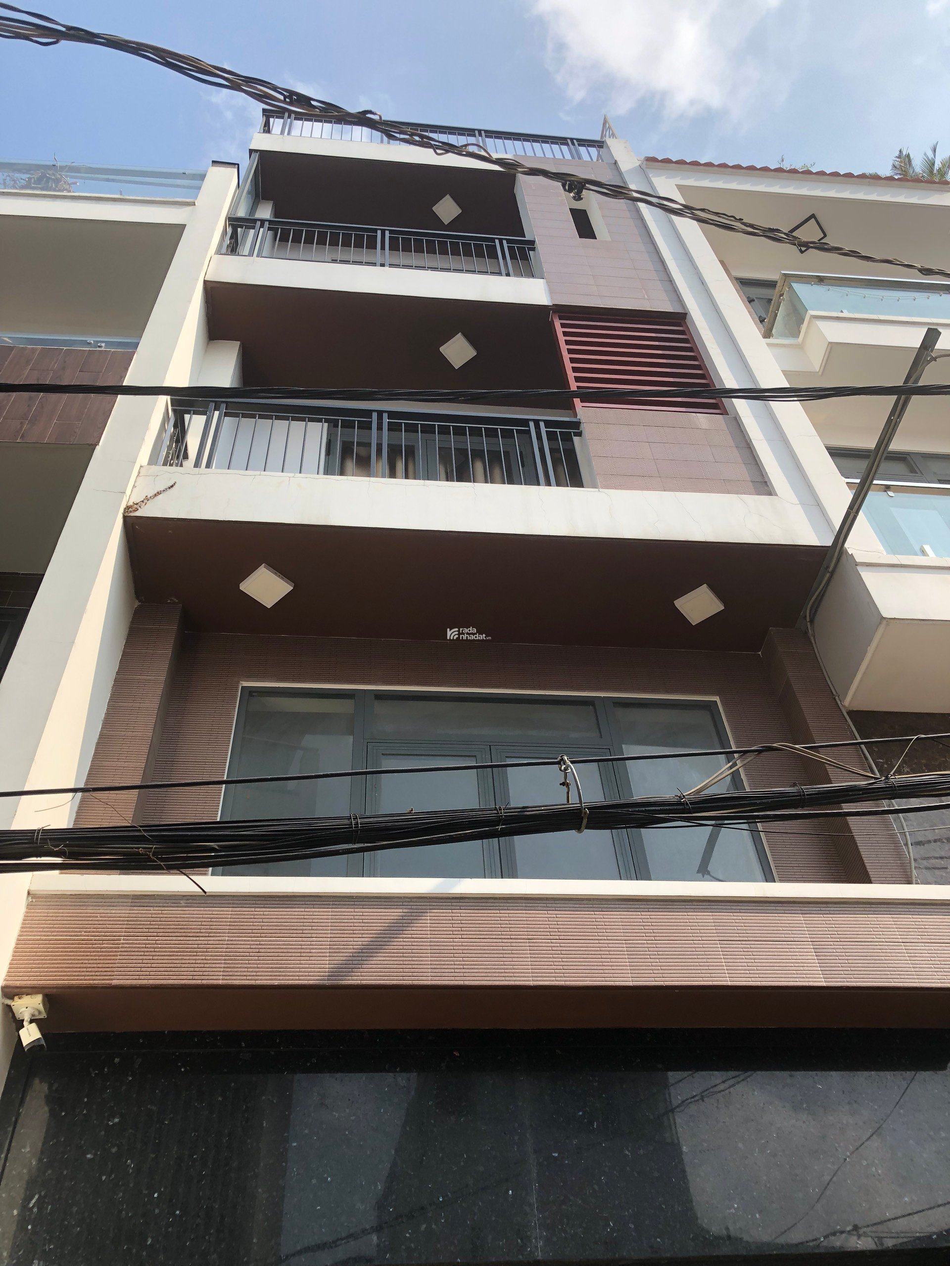 Hàng ngộp bán nhà giá 5 tỷ 700 triệu Nơ Trang Long, P11, Bình Thạnh đang cho thuê 45tr/tháng