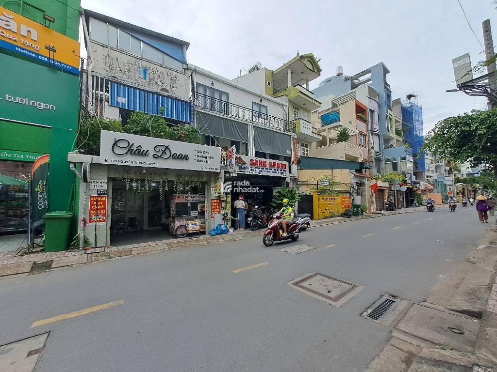 SÁT MT NGUYỄN TRỌNG TUYỂN, PHÚ NHUẬN, 114M2 CÓ KC TIỆN CẢI TẠO. GIẢM 2T CHỈ 33.5T TL 