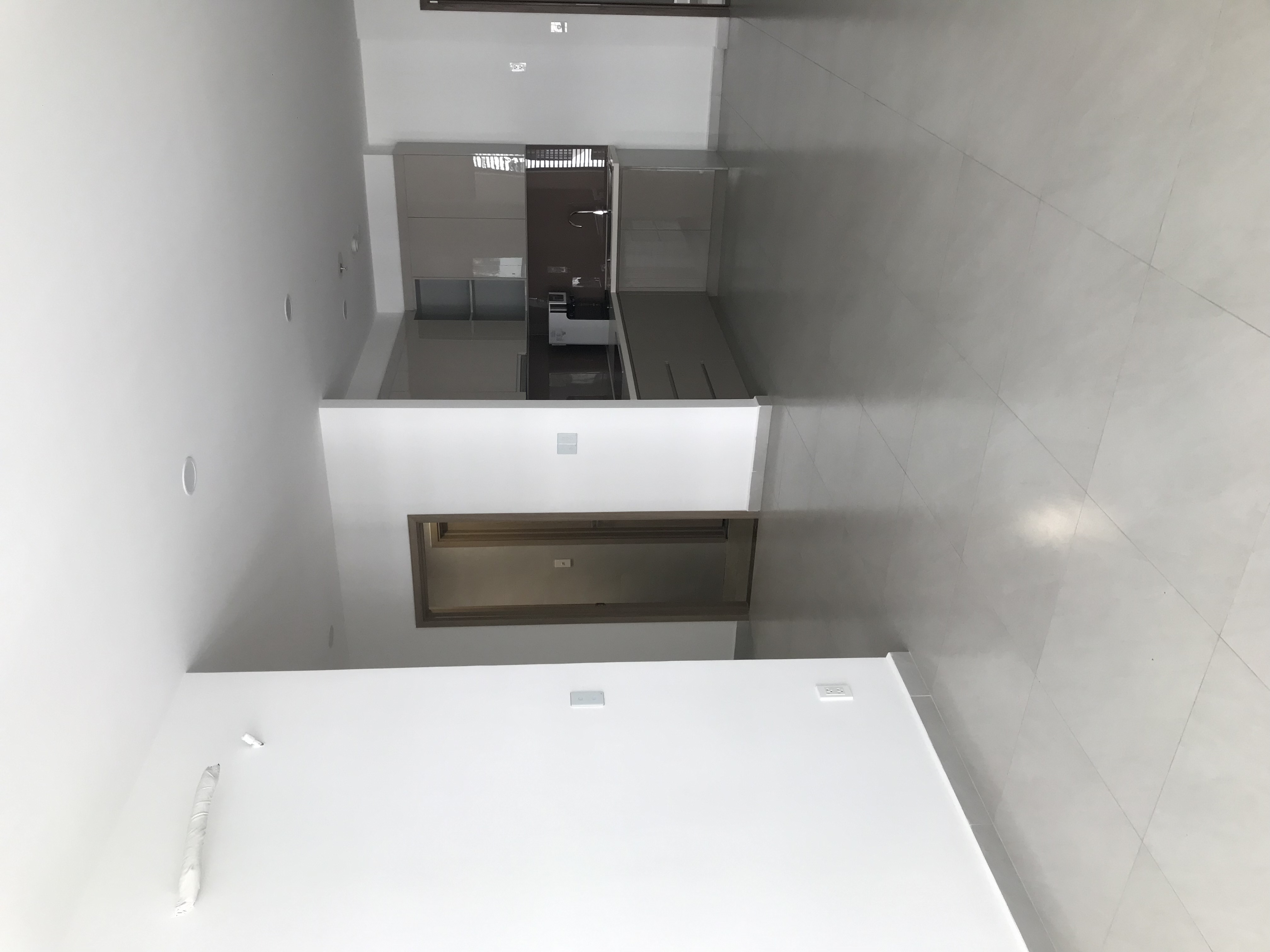 Căn hộ 64m2 - 3 tỷ 571 - MT EASTMARK City - Sổ Hồng Riêng - 1PN1