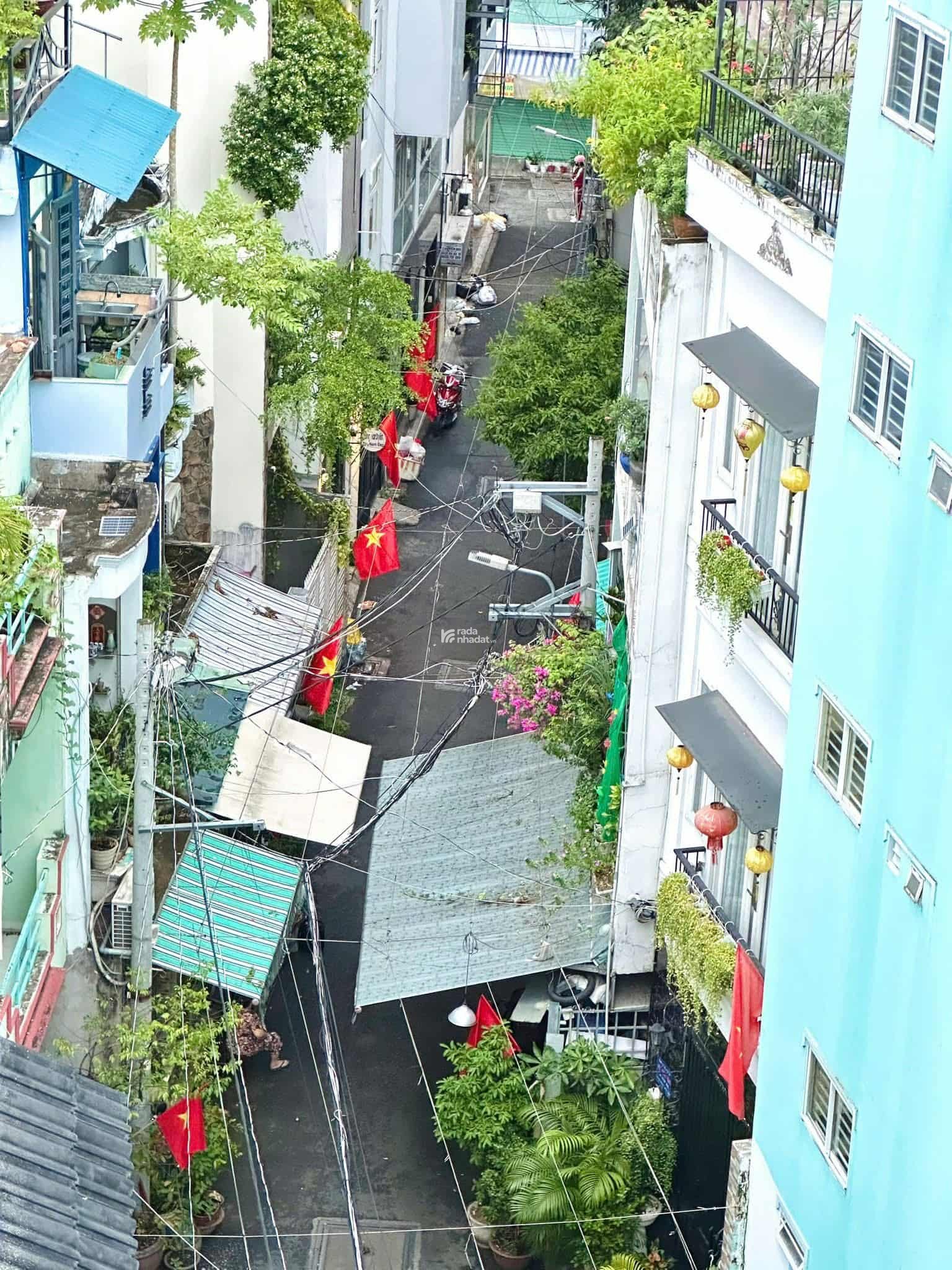 Nhà 5 lầu khu Vip Phan Xích Long