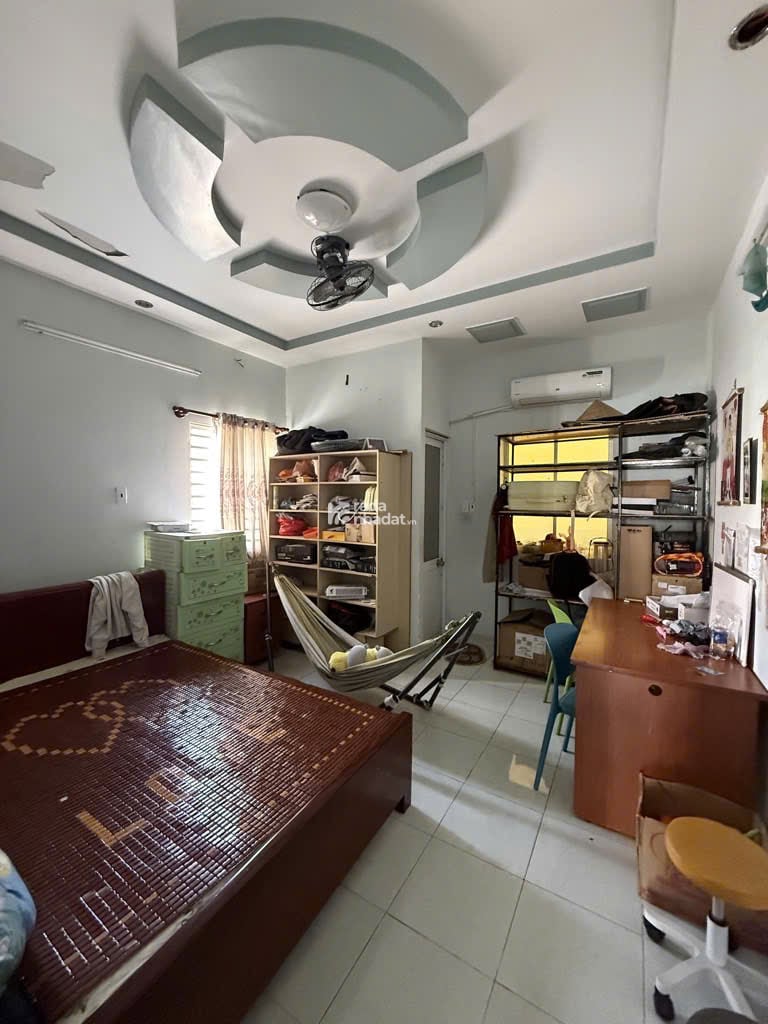 Nhà 4 tầng Tân Trụ  P15  Tân Bình  4x18m  Xe hơi vào nhà  Giá 9.9 Tỷ