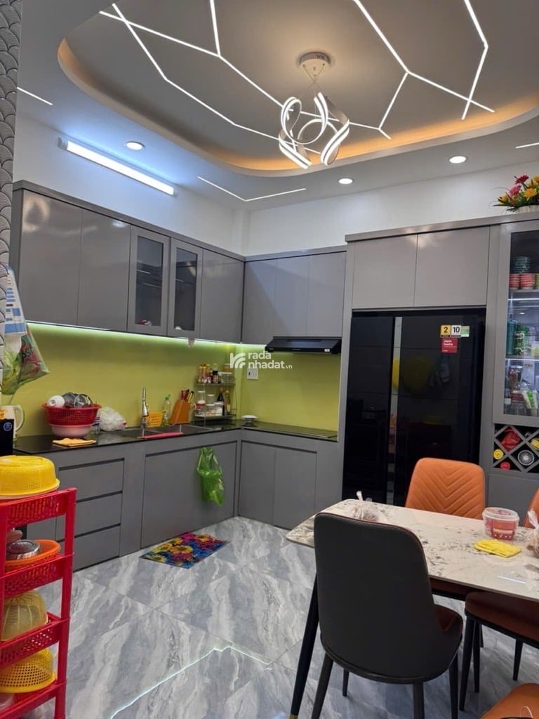 vị trí: ngay đườngLê Văn Quới , Mã Lò... cách Aeon Bình Tân 5p.