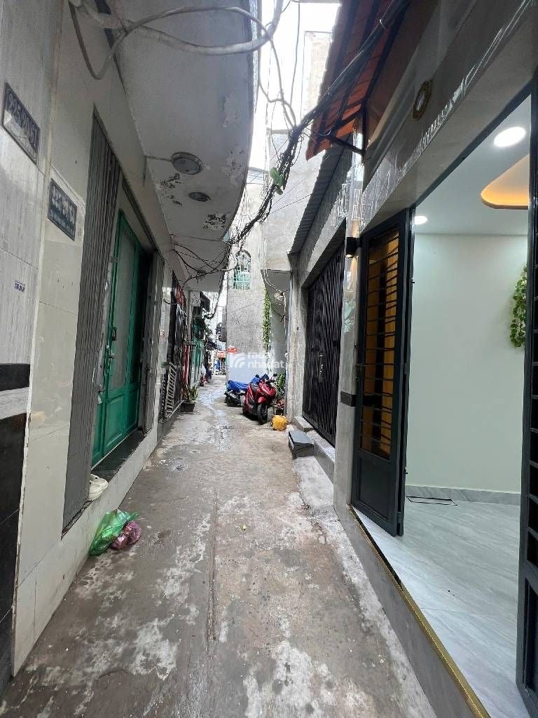 #225 NHÀ PHỐ ĐẸP MỚI 3TẦNG 4PN HẺM AN NINH TẠ Q BỬU-QUẬN 8 -SHR PLÝ CHUẦN-NHĨNH 2TỶ TL