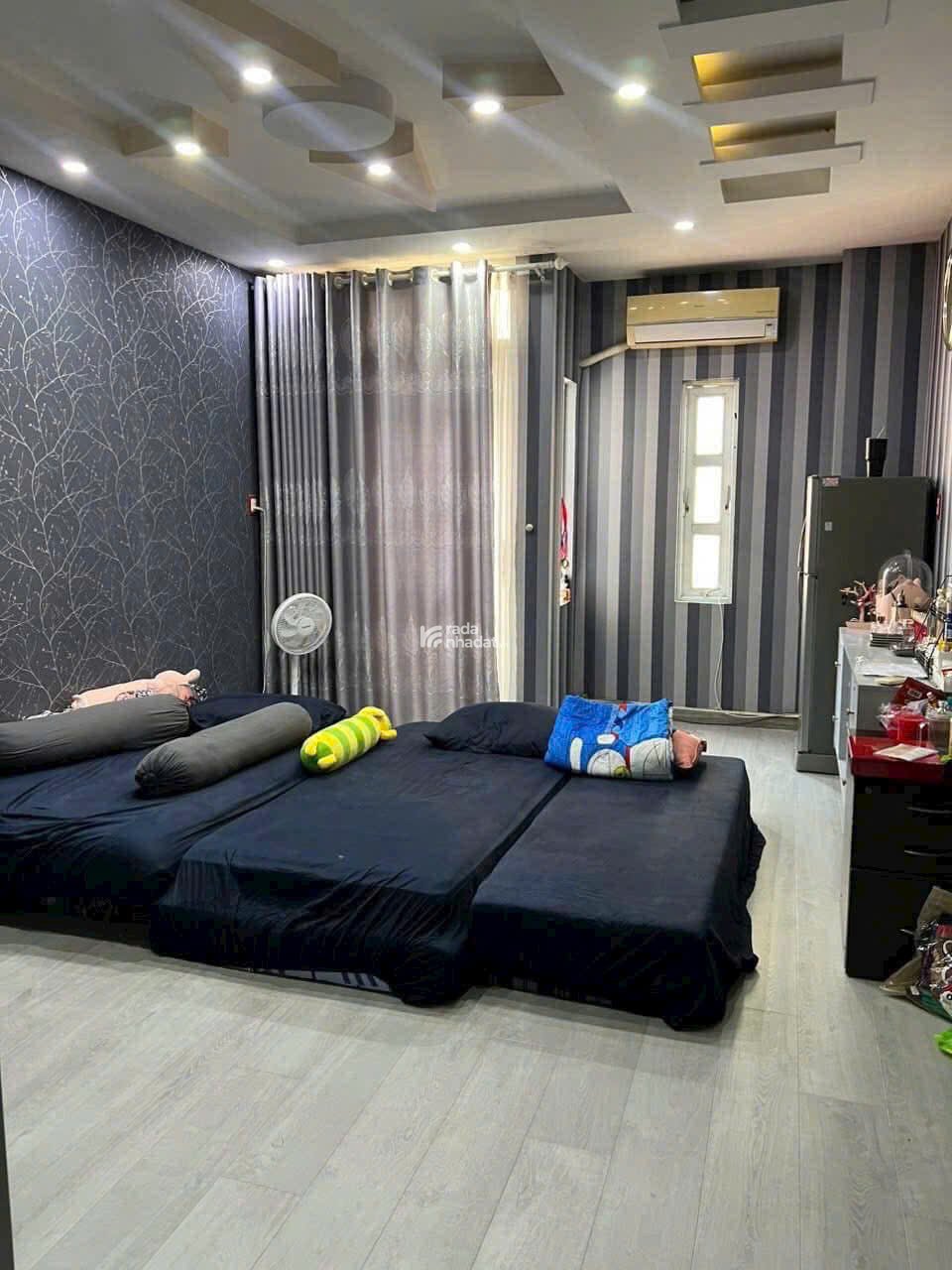 Mặt tiền Phố ẩm thực Nguyễn Nhữ Lãm. Q Tân Phú. 4x12m. 5 Tầng.Giá: 13,5 Tỷ