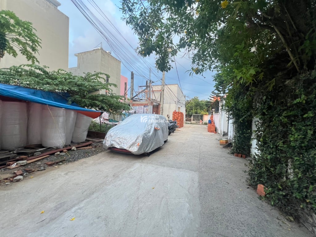 HẺM XE TẢI VI VU SÁT NGÃ 3 TÔ NGỌC VÂN-LINH ĐÔNG, 5,5X20 CHỈ 7 TỶ.