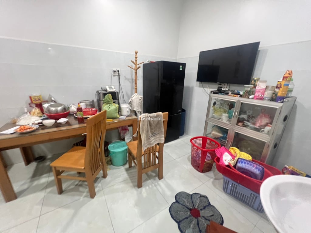 HẺM XE TẢI VI VU SÁT NGÃ 3 TÔ NGỌC VÂN-LINH ĐÔNG, 5,5X20 CHỈ 7 TỶ.