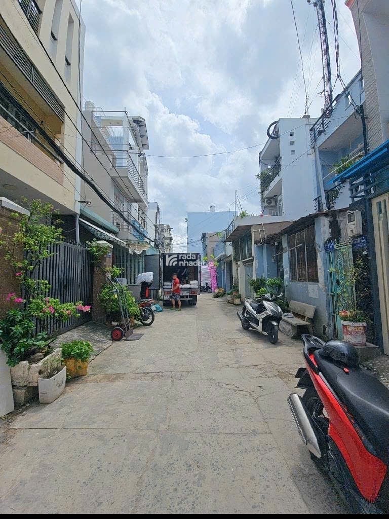 HẺM XE TẢI THÔNG - NGAY AEON MALL - LÊ TRỌNG TẤN - TÂN PHÚ - 3 TẦNG - 51M2 -CHỈ HƠN 5 TỶ